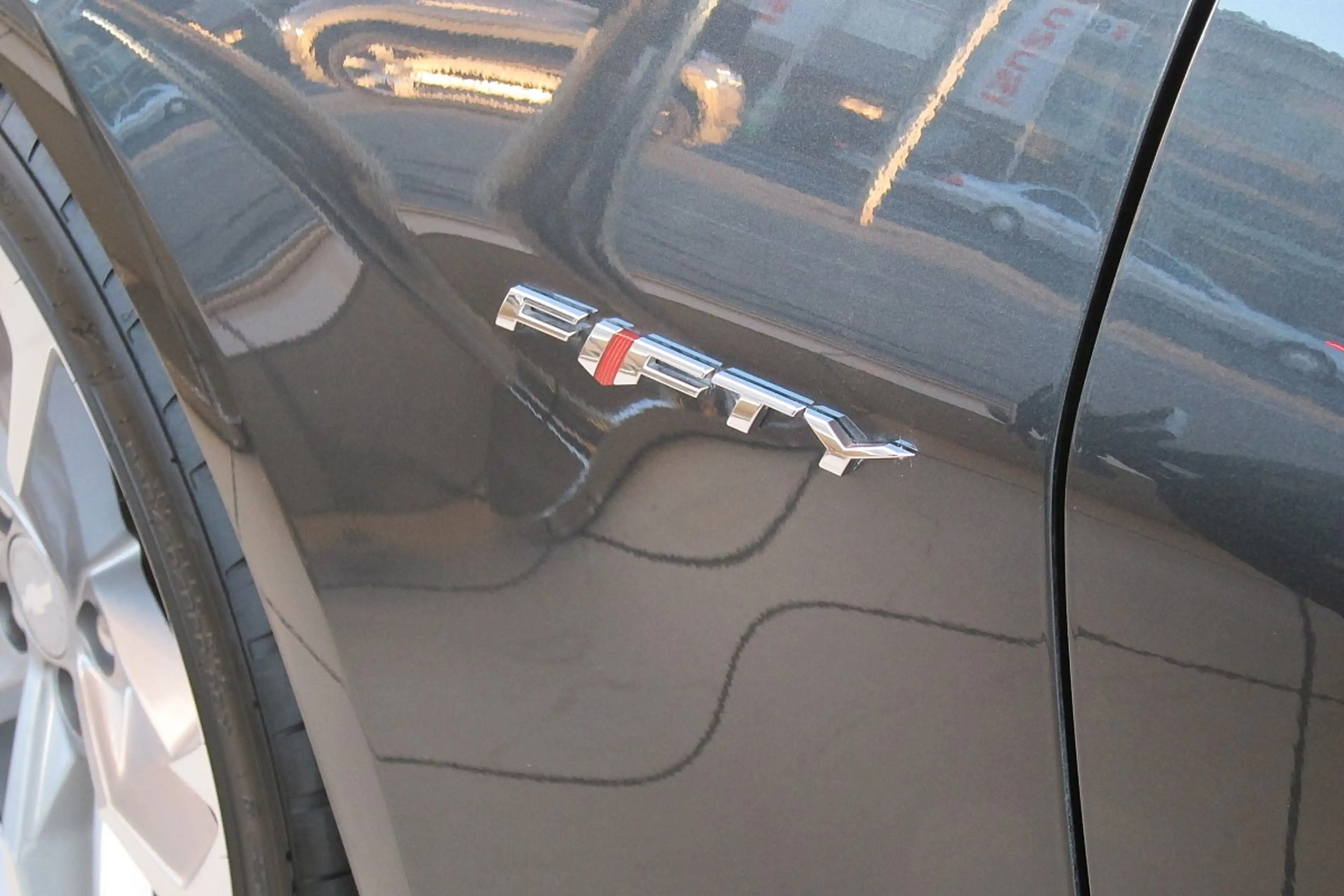 Chevrolet Camaro V8 Coupe Aut. — photo 6