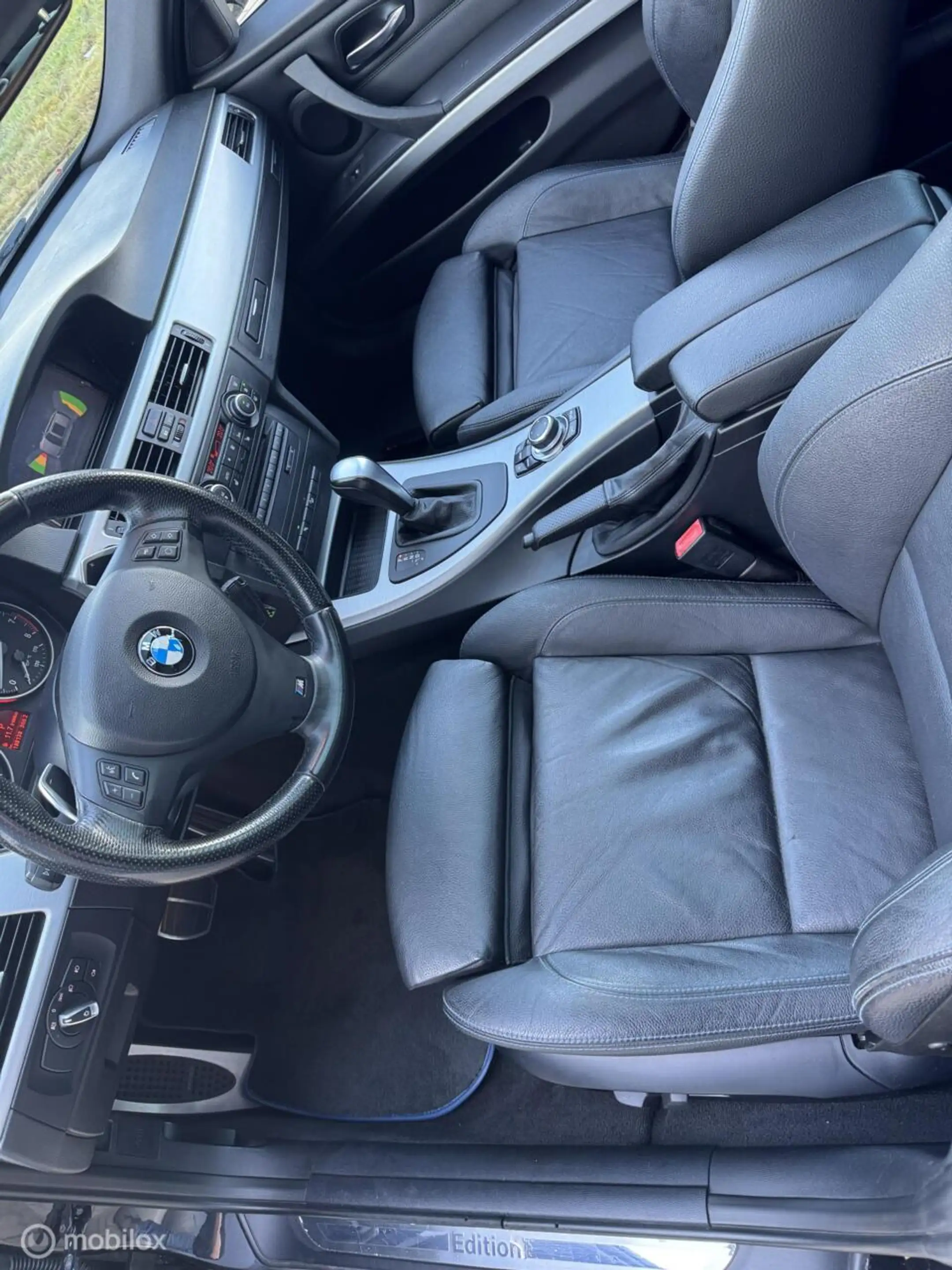 BMW 335 3-serie Touring 335xi — photo 12