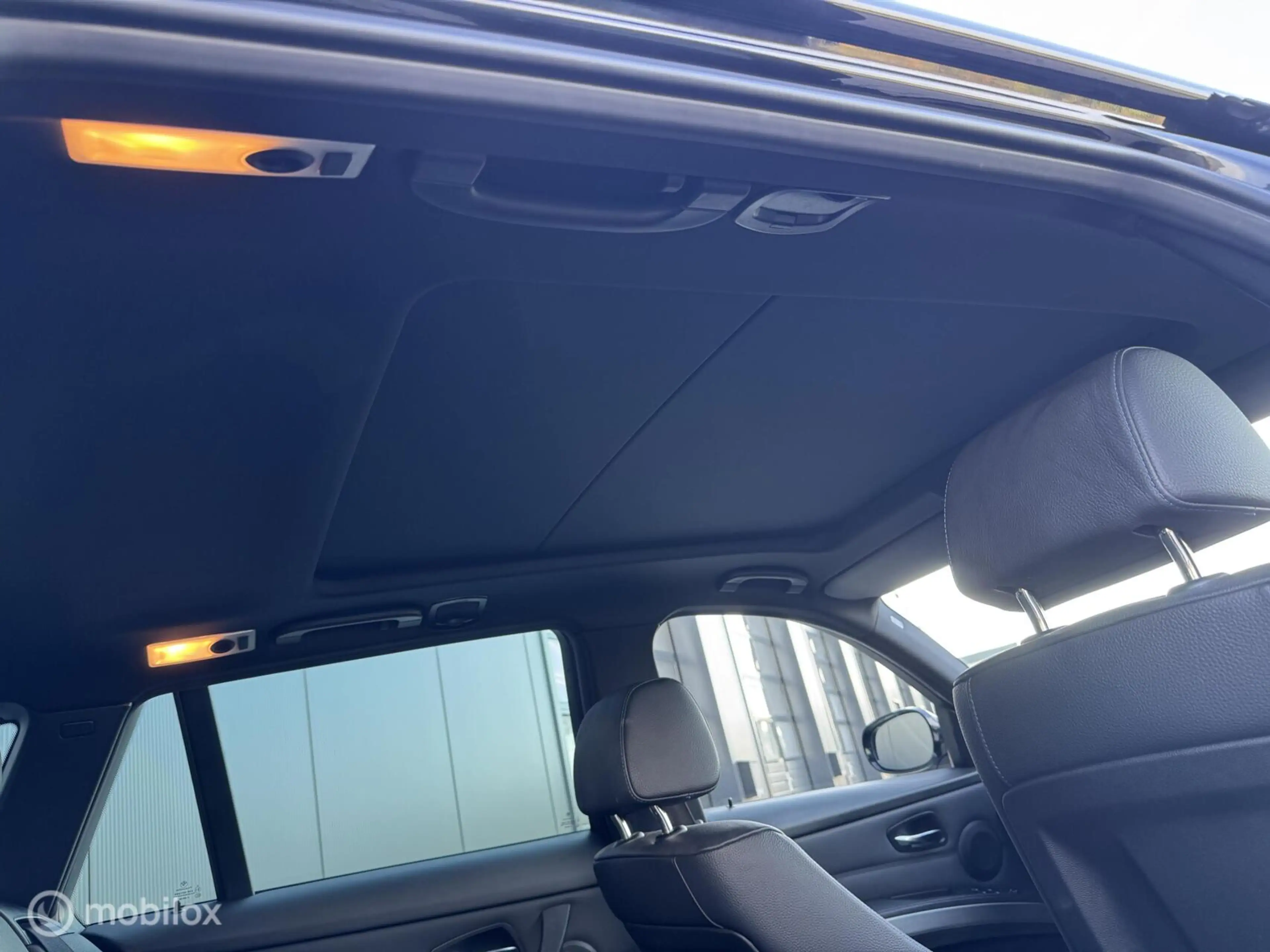 BMW 335 3-serie Touring 335xi — photo 28