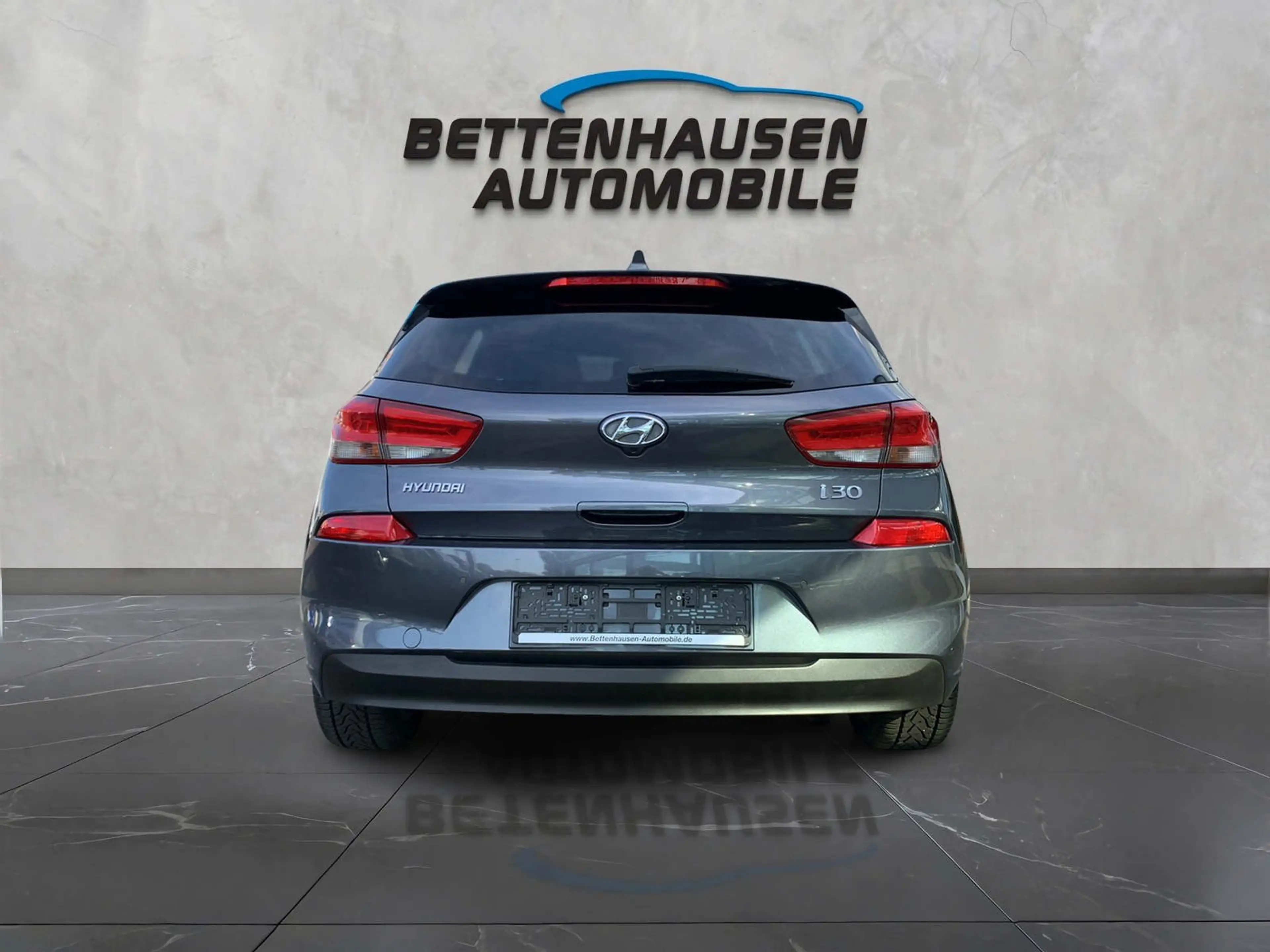 Hyundai i30 Passion + 1.Hand R-Kamera SHZ — photo 5