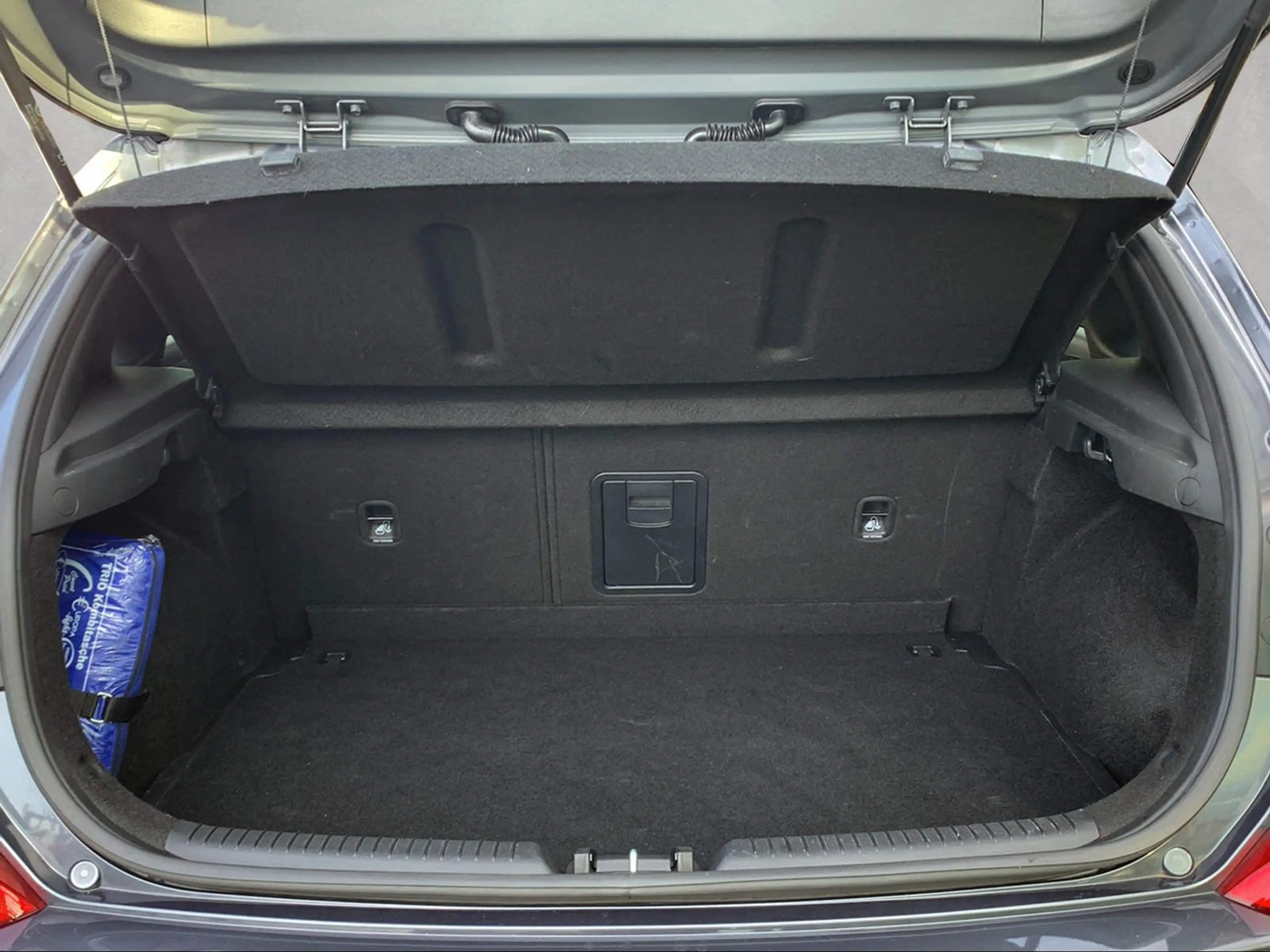 Hyundai i30 Passion + 1.Hand R-Kamera SHZ — photo 12
