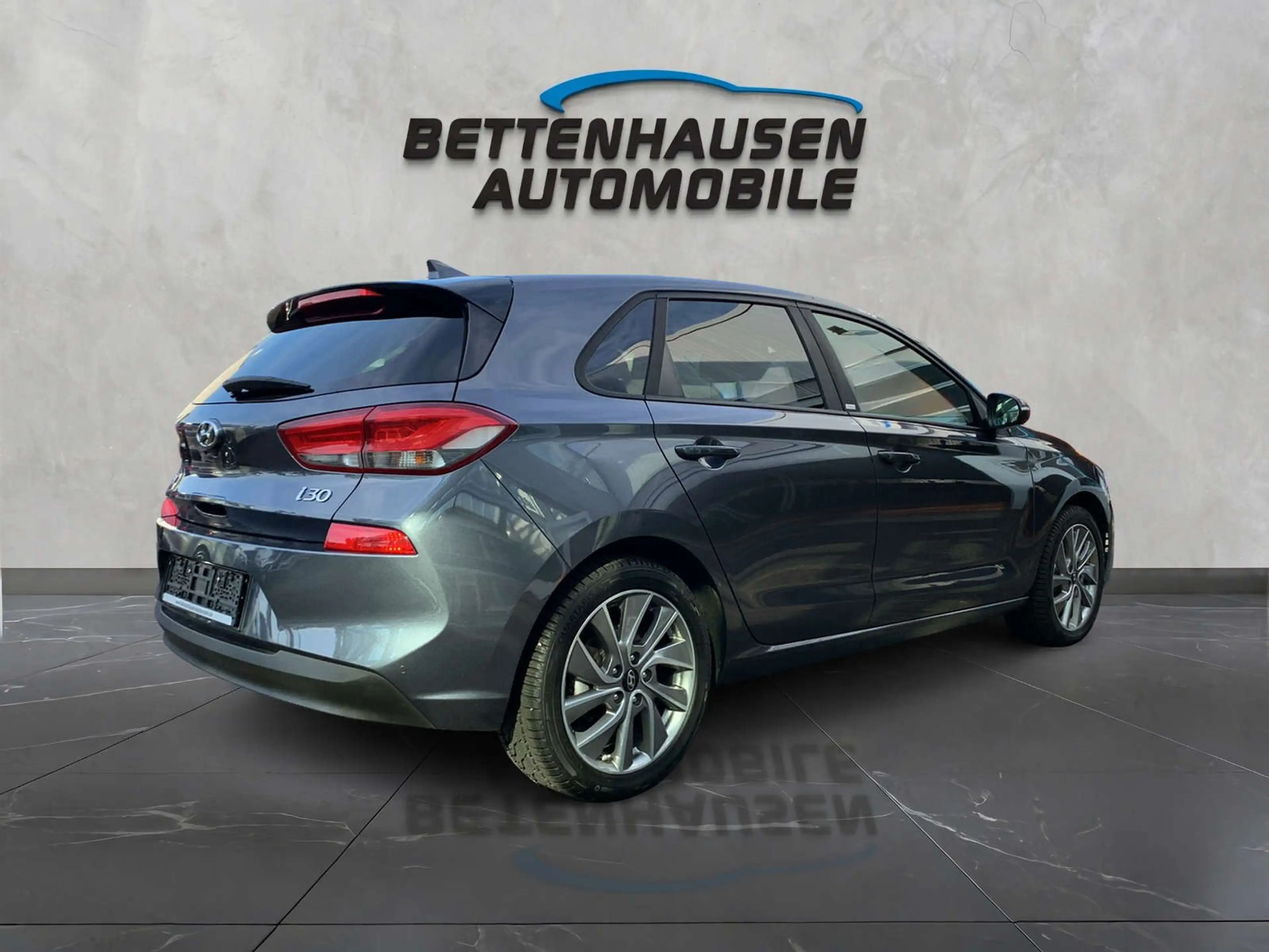 Hyundai i30 Passion + 1.Hand R-Kamera SHZ — photo 6
