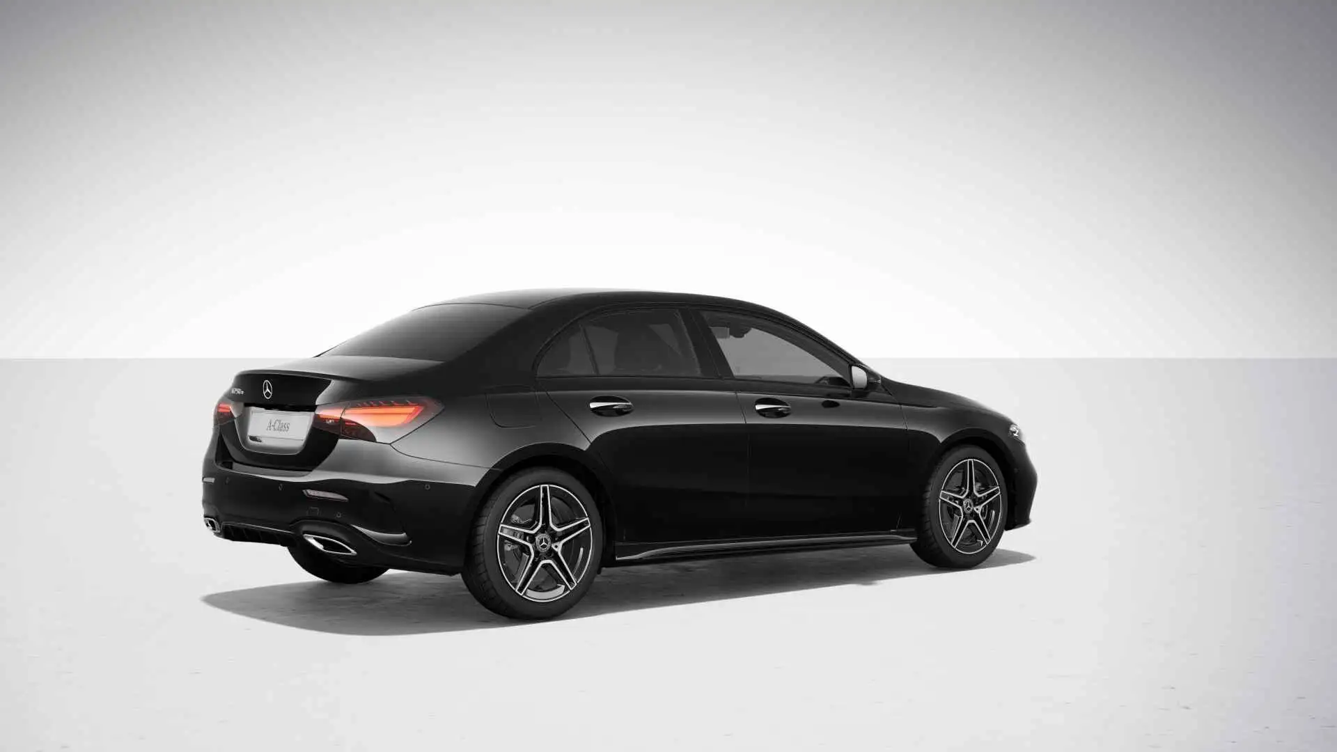 Mercedes-Benz A 250 e AMG Line | Night pakket | Stoelverwarming | Acht Noir - 2