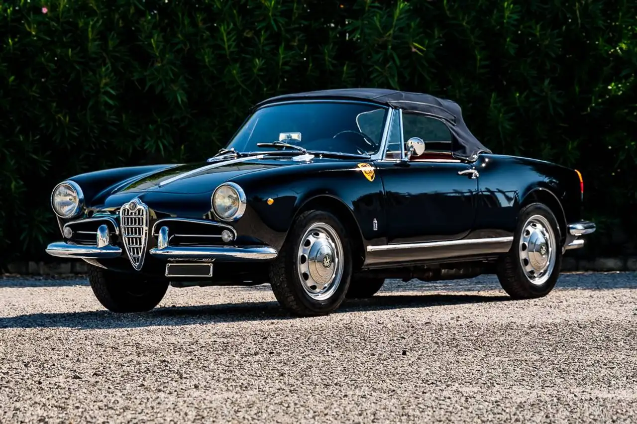 Alfa Romeo Giulietta Spider 1.3, foto 1
