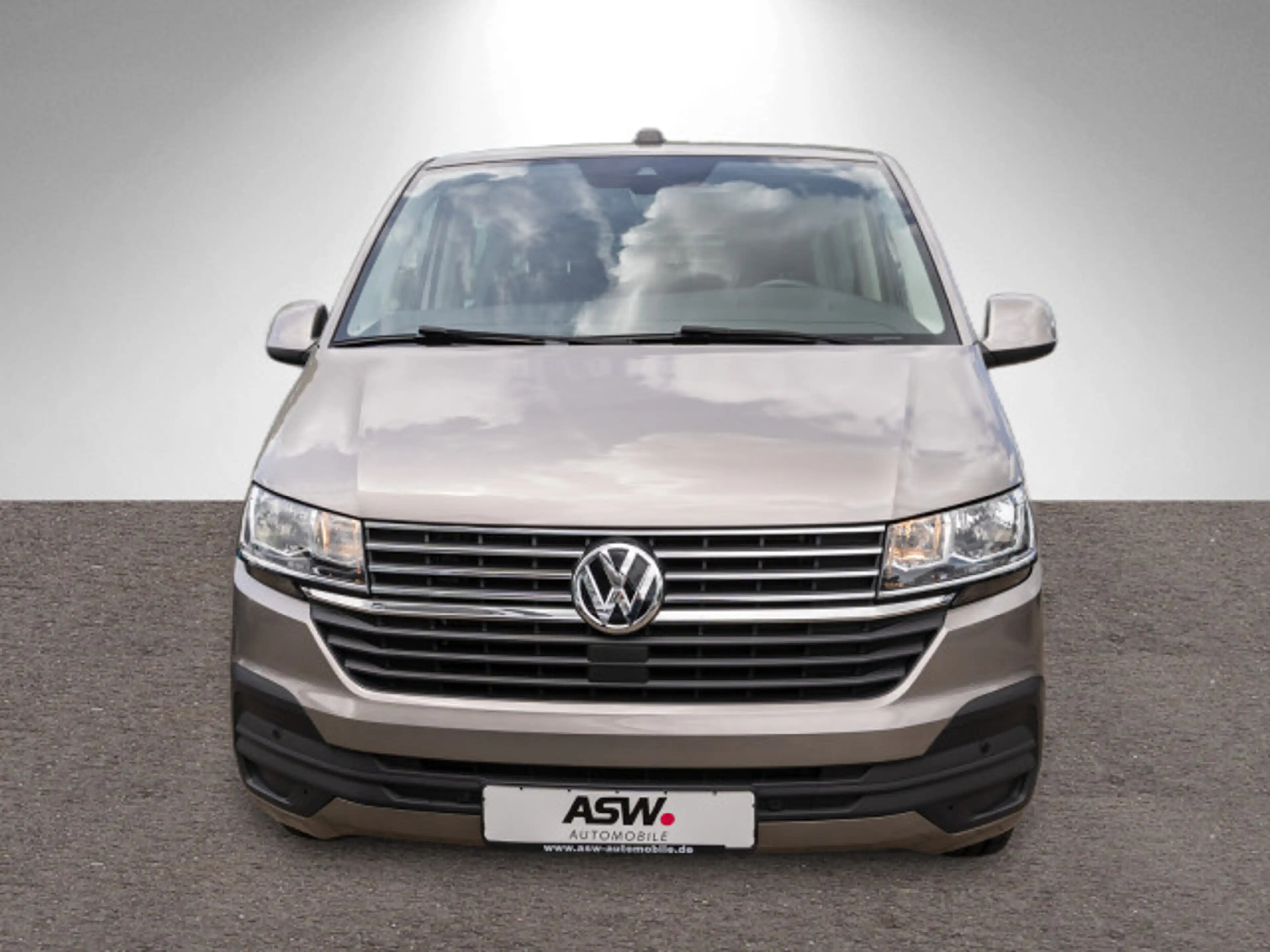Volkswagen T6.1 Multivan Comfortline 2,0 TDI DSG Navi AHK — photo 5