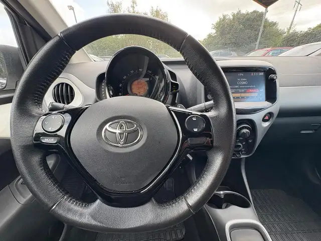 Toyota Aygo view 11