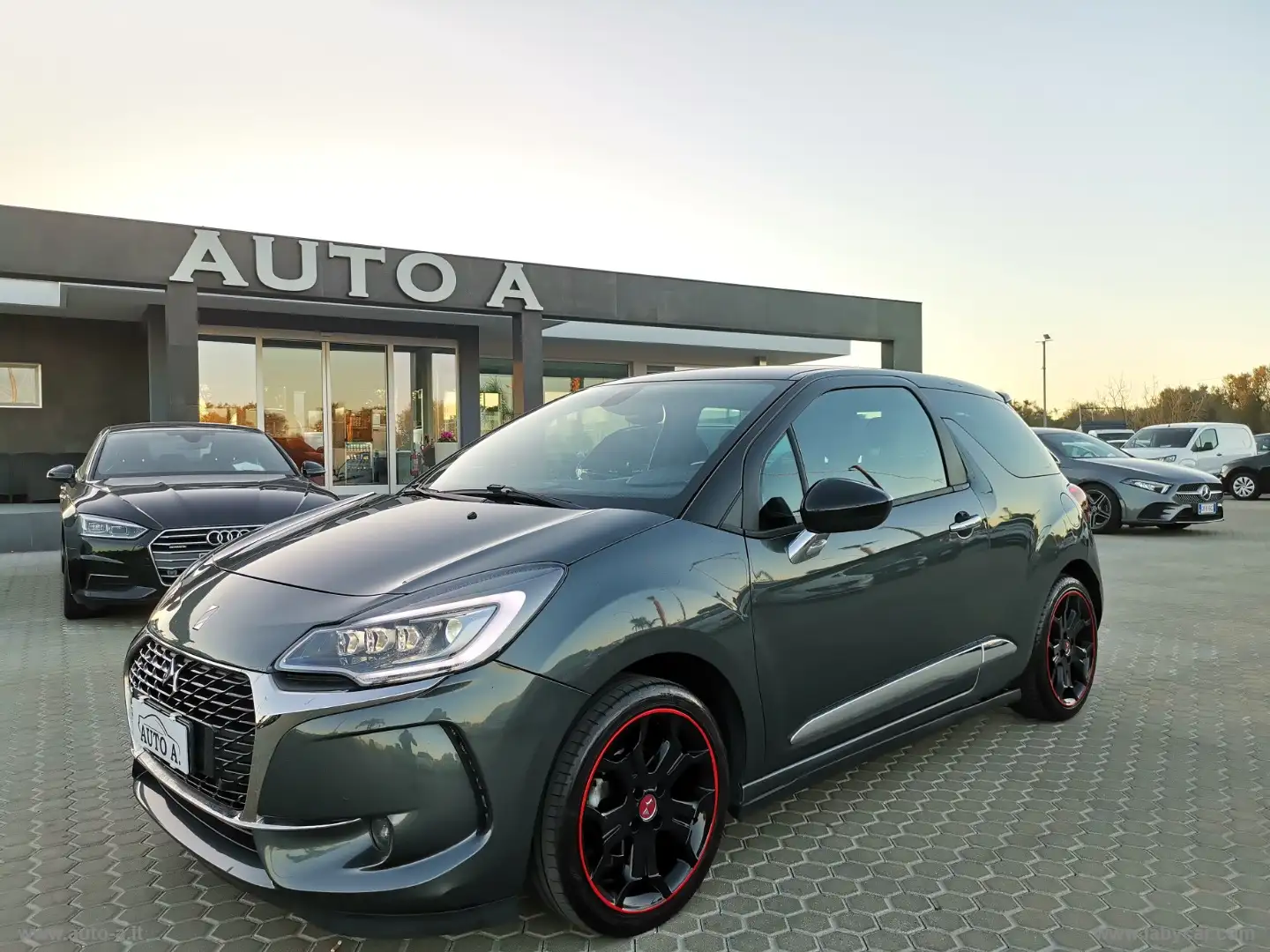 DS Automobiles DS 3 DS 3 PureTech 110 S&S Performance Line Szürke - 1