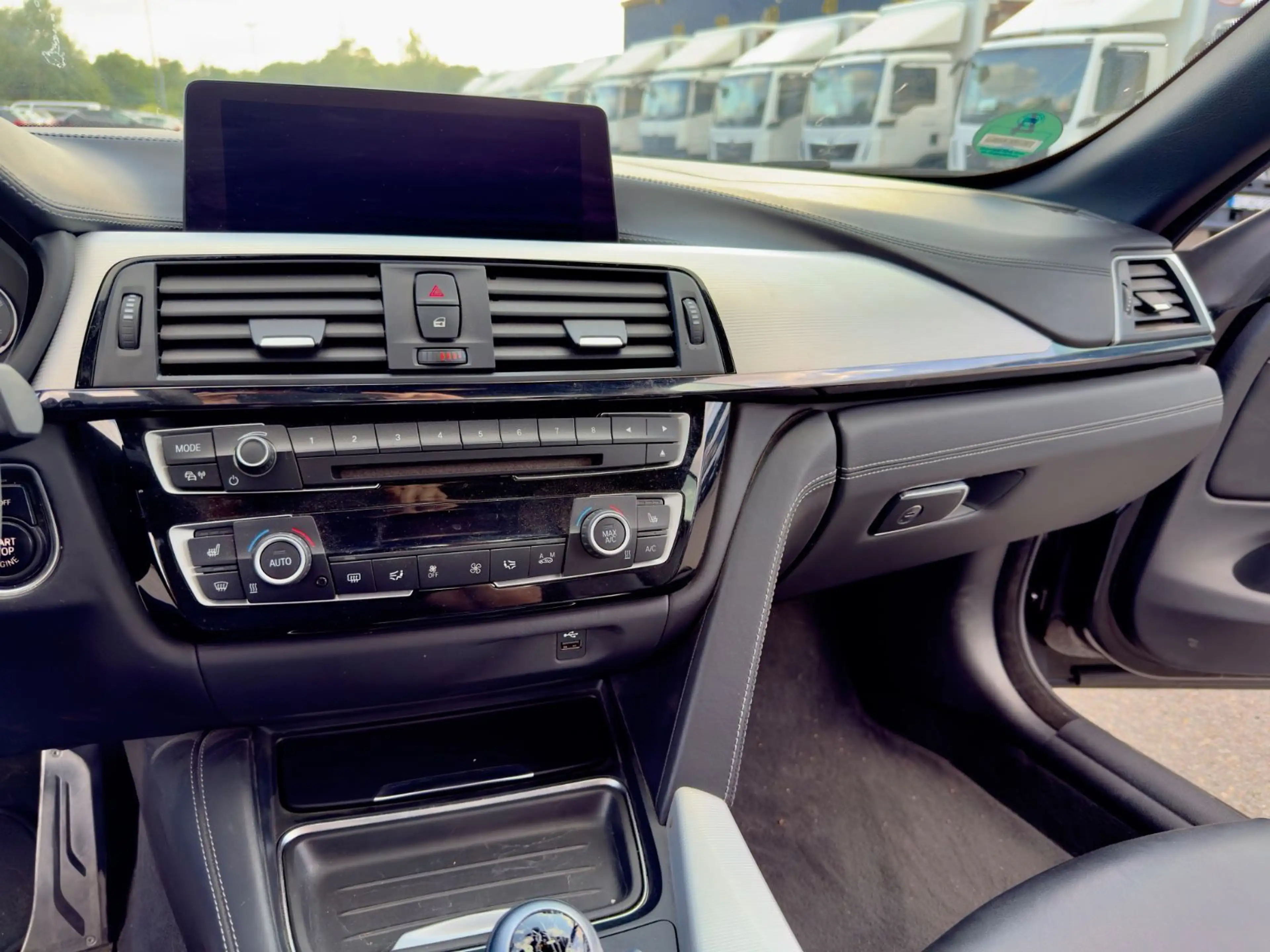 BMW M4 Cabrio Competition — photo 14