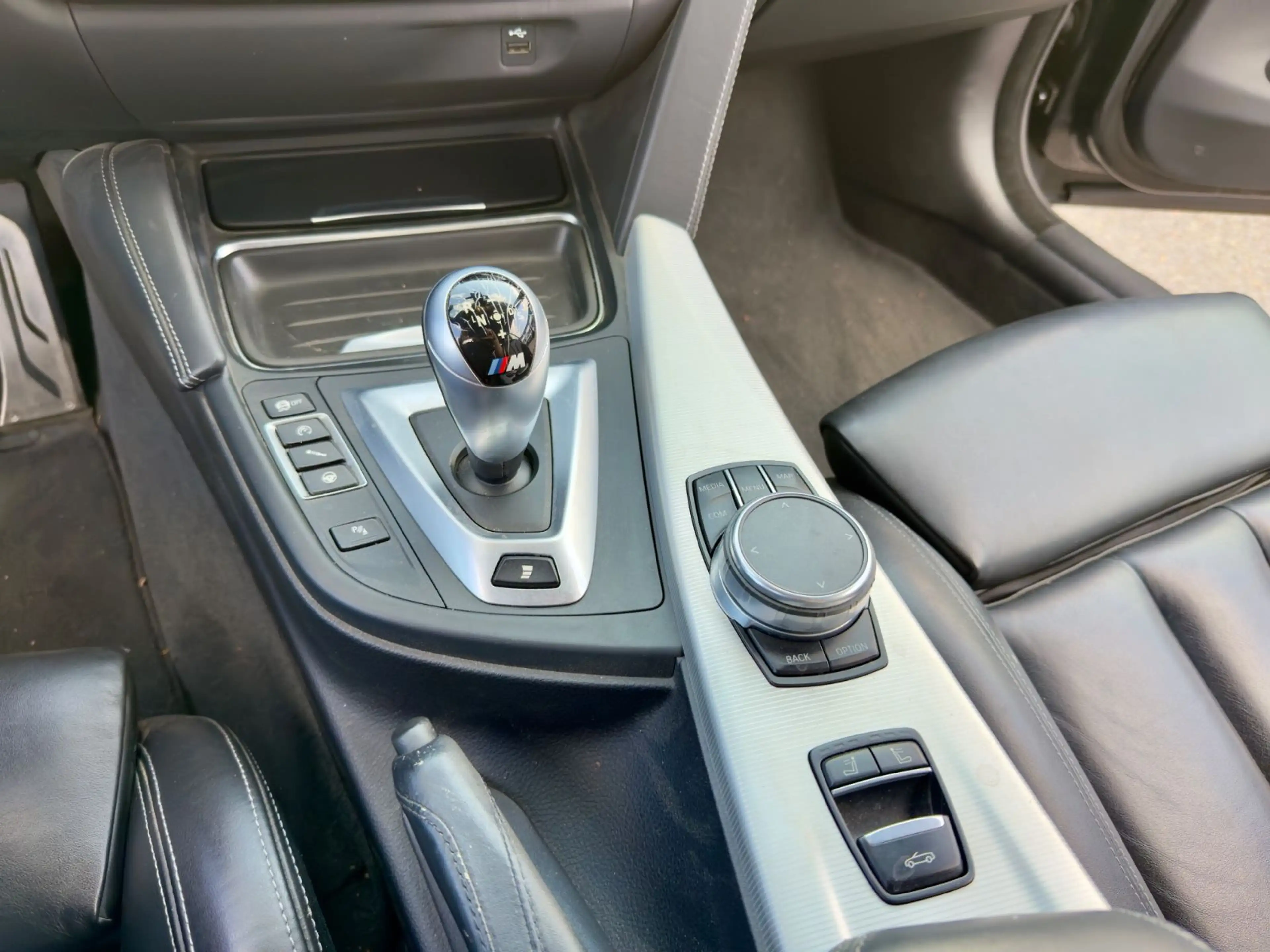 BMW M4 Cabrio Competition — photo 13