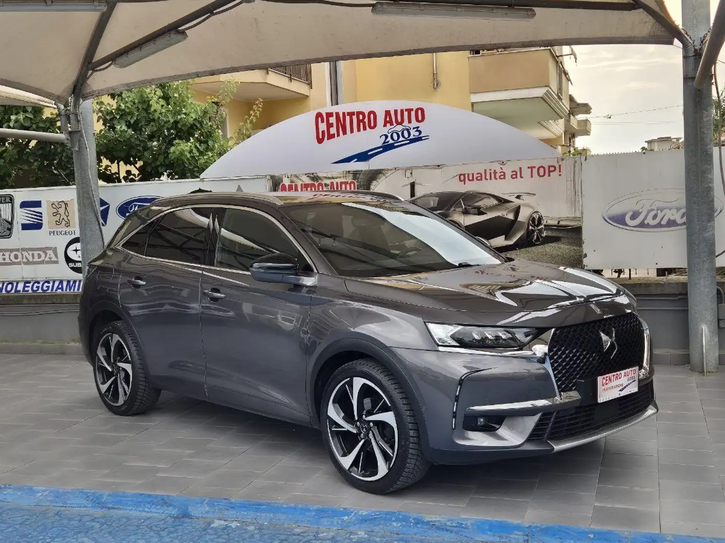 DS Automobiles DS 7 Crossback BlueHDi 130 aut. Gr. Chic Gris - 1