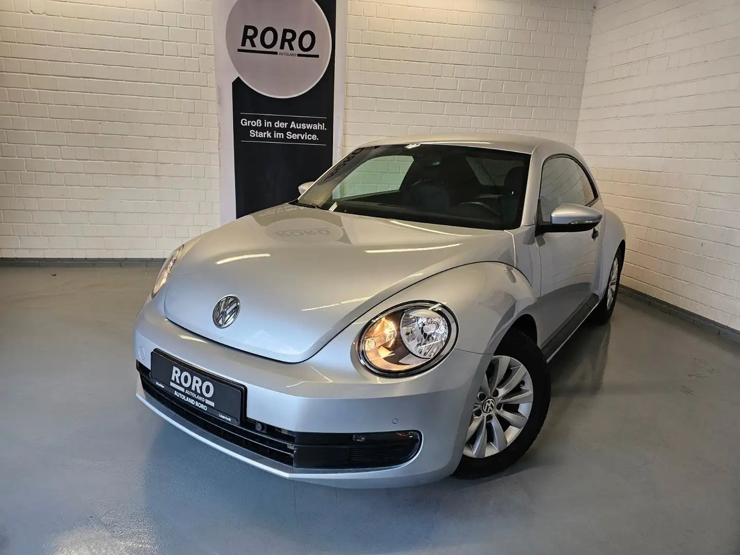 Volkswagen Beetle 1.2 TSI Coupe BMT + 2xKlMAAUTO/PDC/AWR/SH Plateado - 1