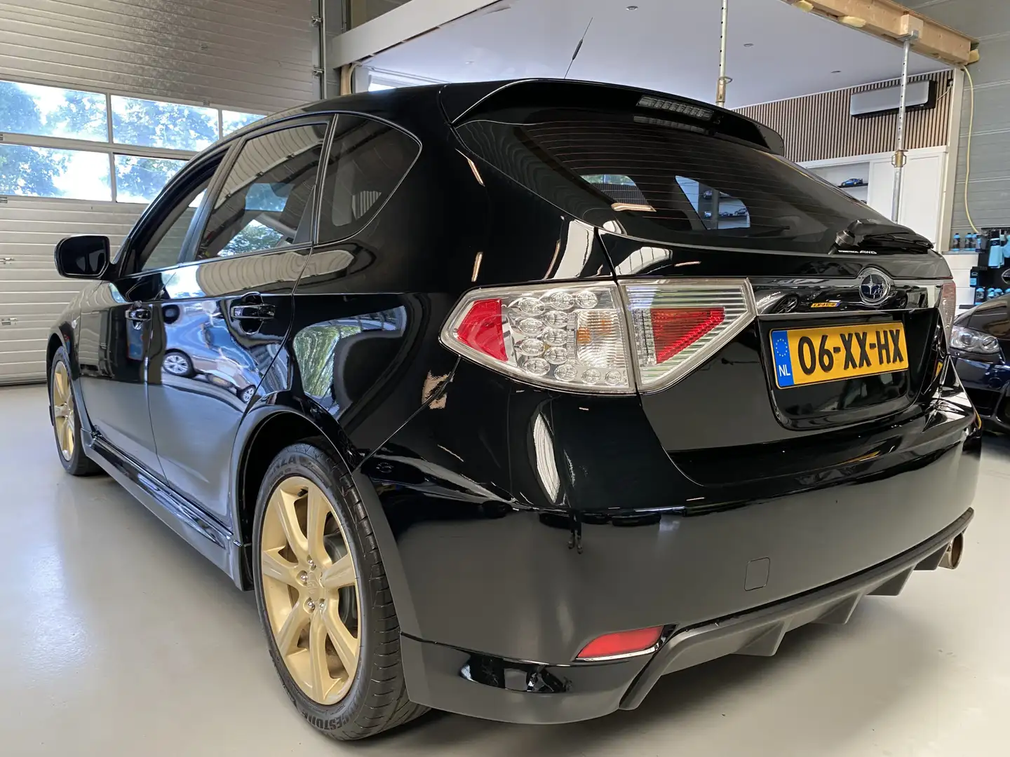 Subaru Impreza 2.5 WRX AWD Schwarz - 2
