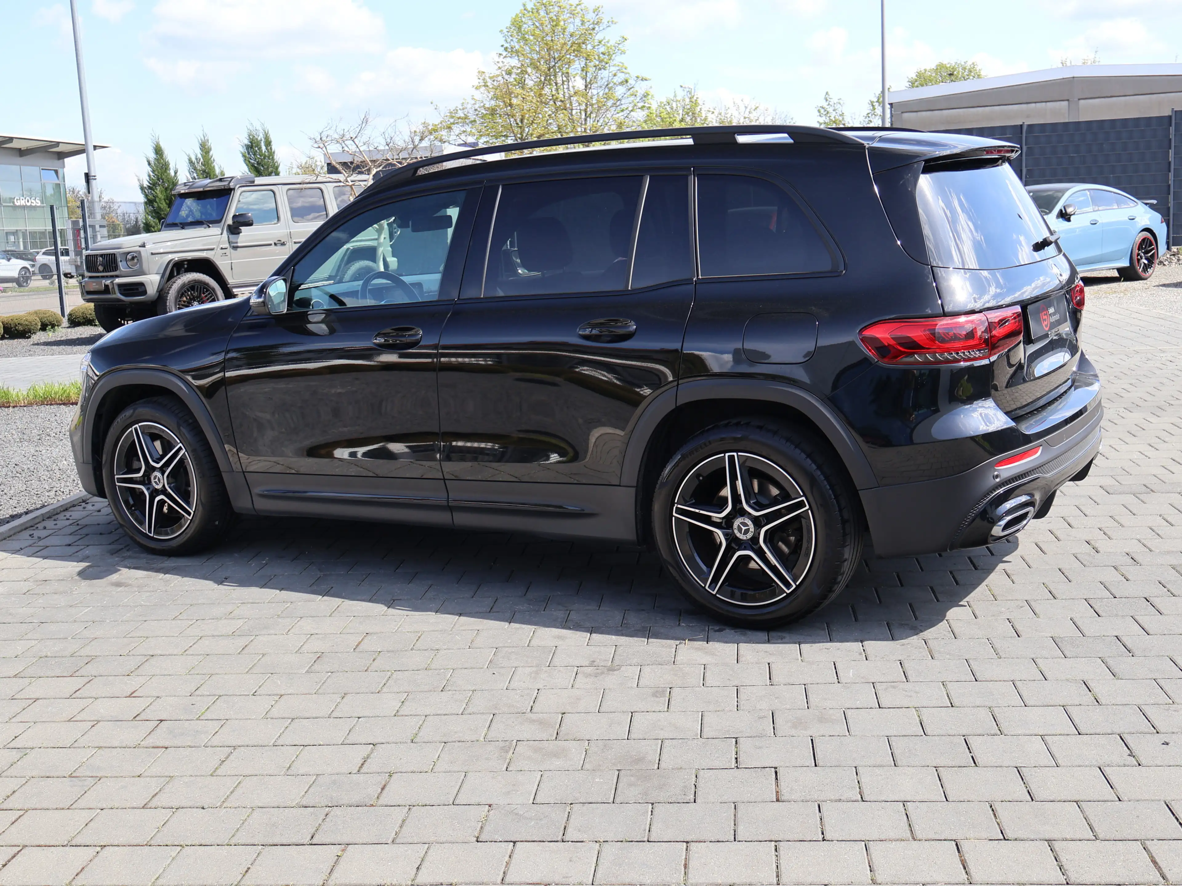 Mercedes-Benz GLB 220 d AMG-NightP.-Distronic-AHK-Kamera-Ambie — photo 6