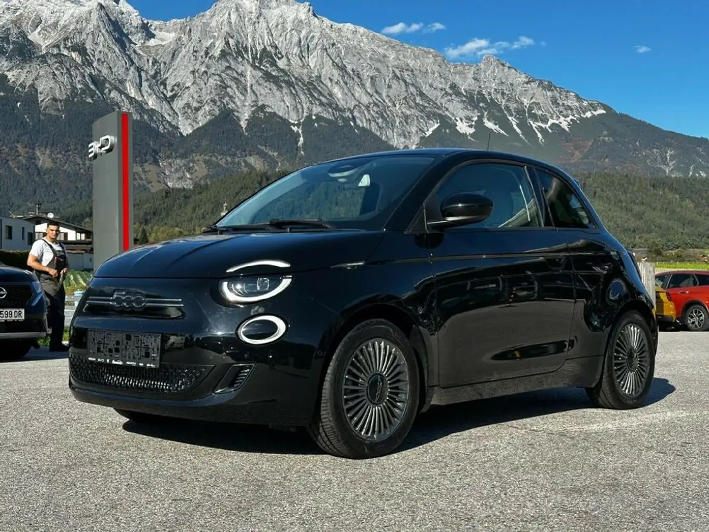 Fiat 500e BEV Icon 118 Schwarz - 2