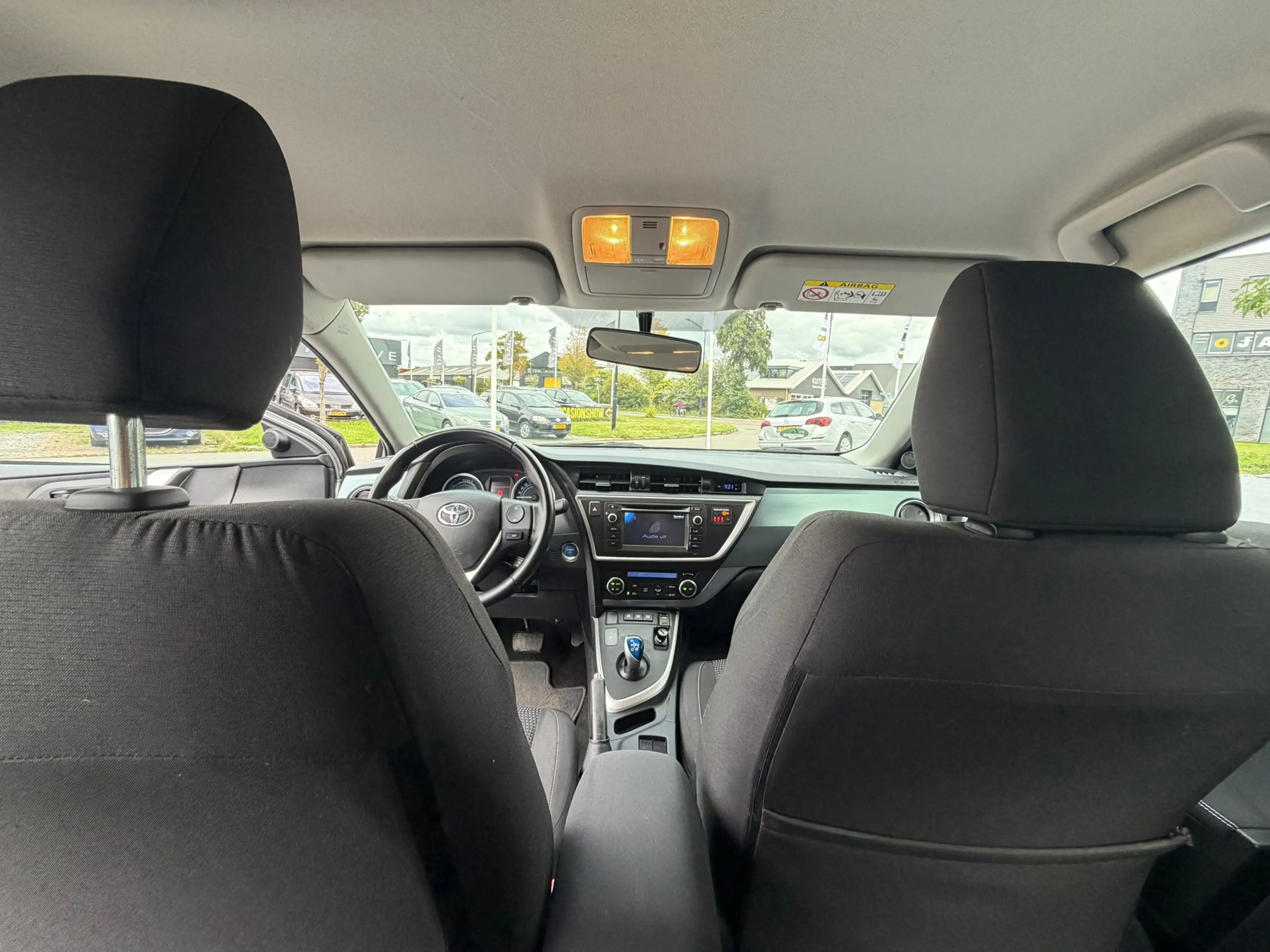 Toyota Auris 1.8 Hybrid Lease/hybride/automaat/airco/cruise/cam — photo 11