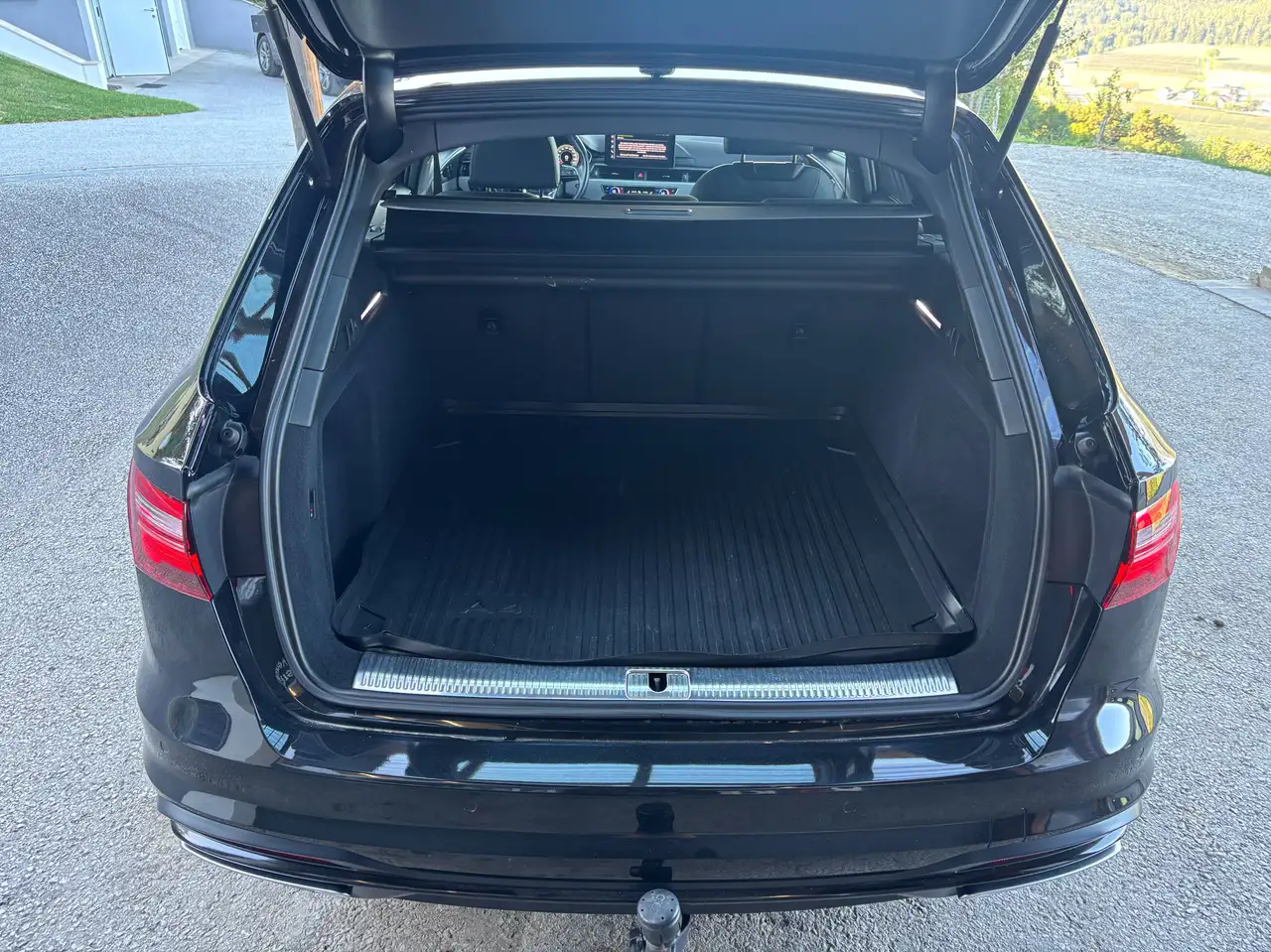 Audi A4 40 TDI QUATTRO BLACK LINE S-TRONIC LEDER ANHÄNGEVORRICHTUNG SITZHEIZUNG ALU SPORT ACC KAMERA HIMMEL, миниатюра 23