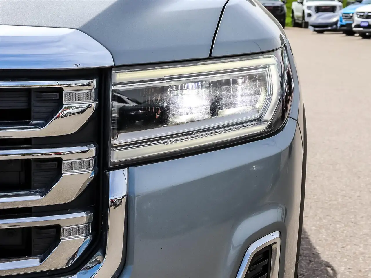 GMC Acadia снимка GMC Acadia