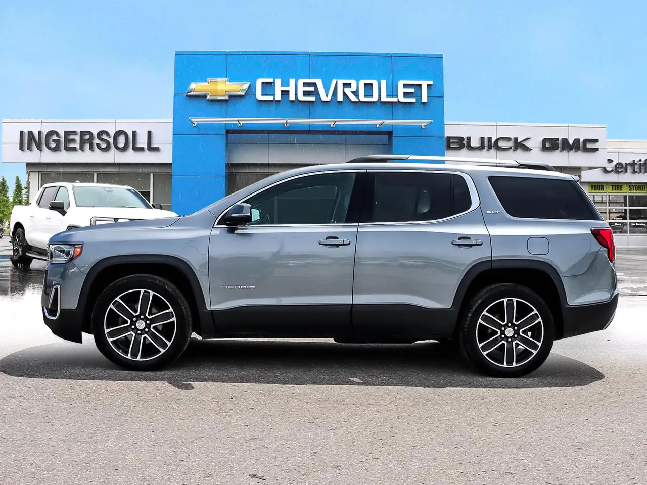 GMC Acadia снимка GMC Acadia