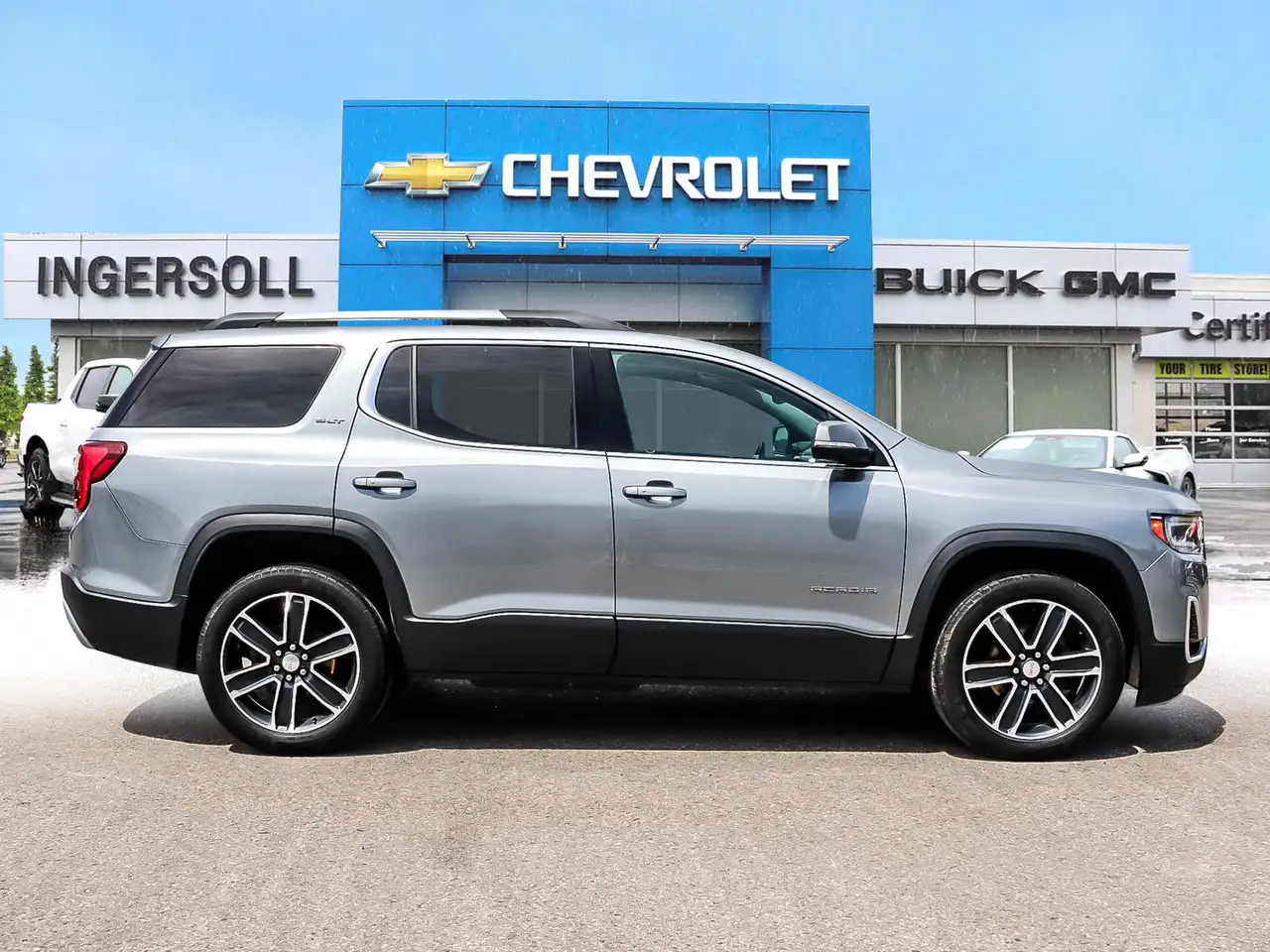 GMC Acadia снимка GMC Acadia