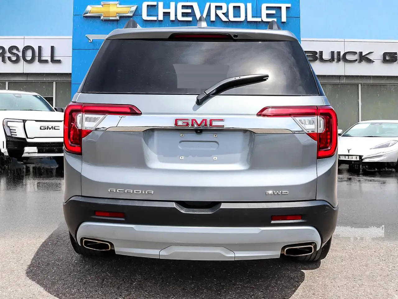 GMC Acadia снимка GMC Acadia