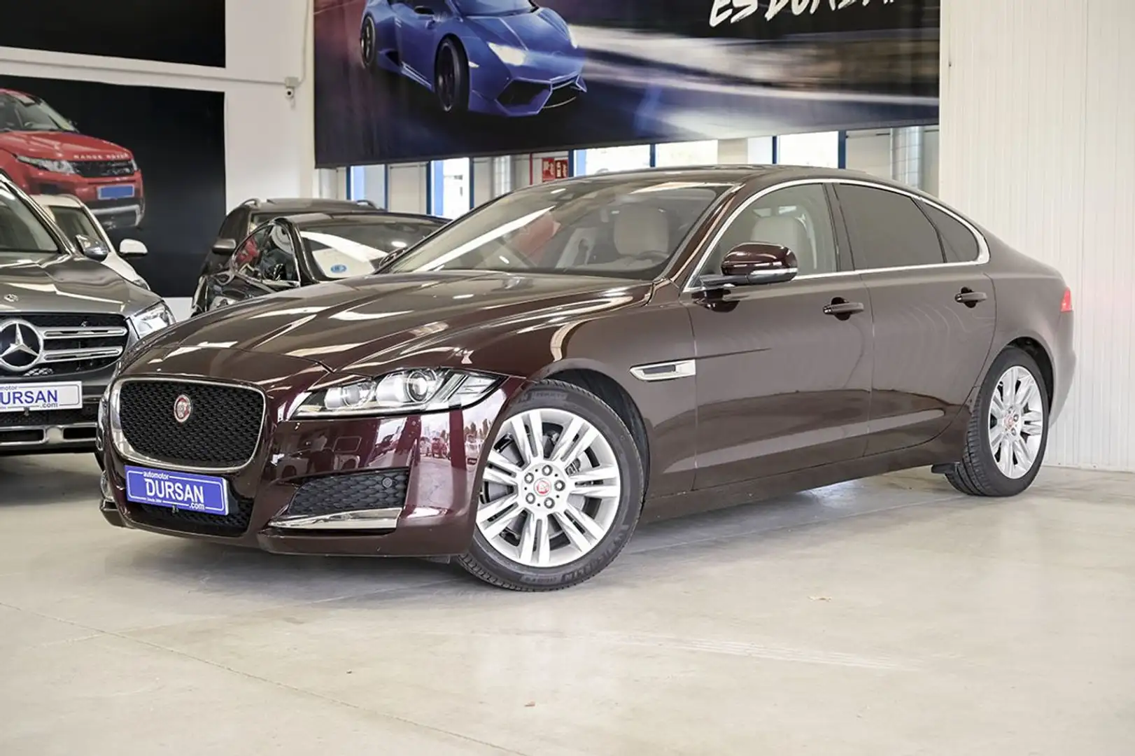 Jaguar XF 2.0i4D Prestige Aut. 180 - 1