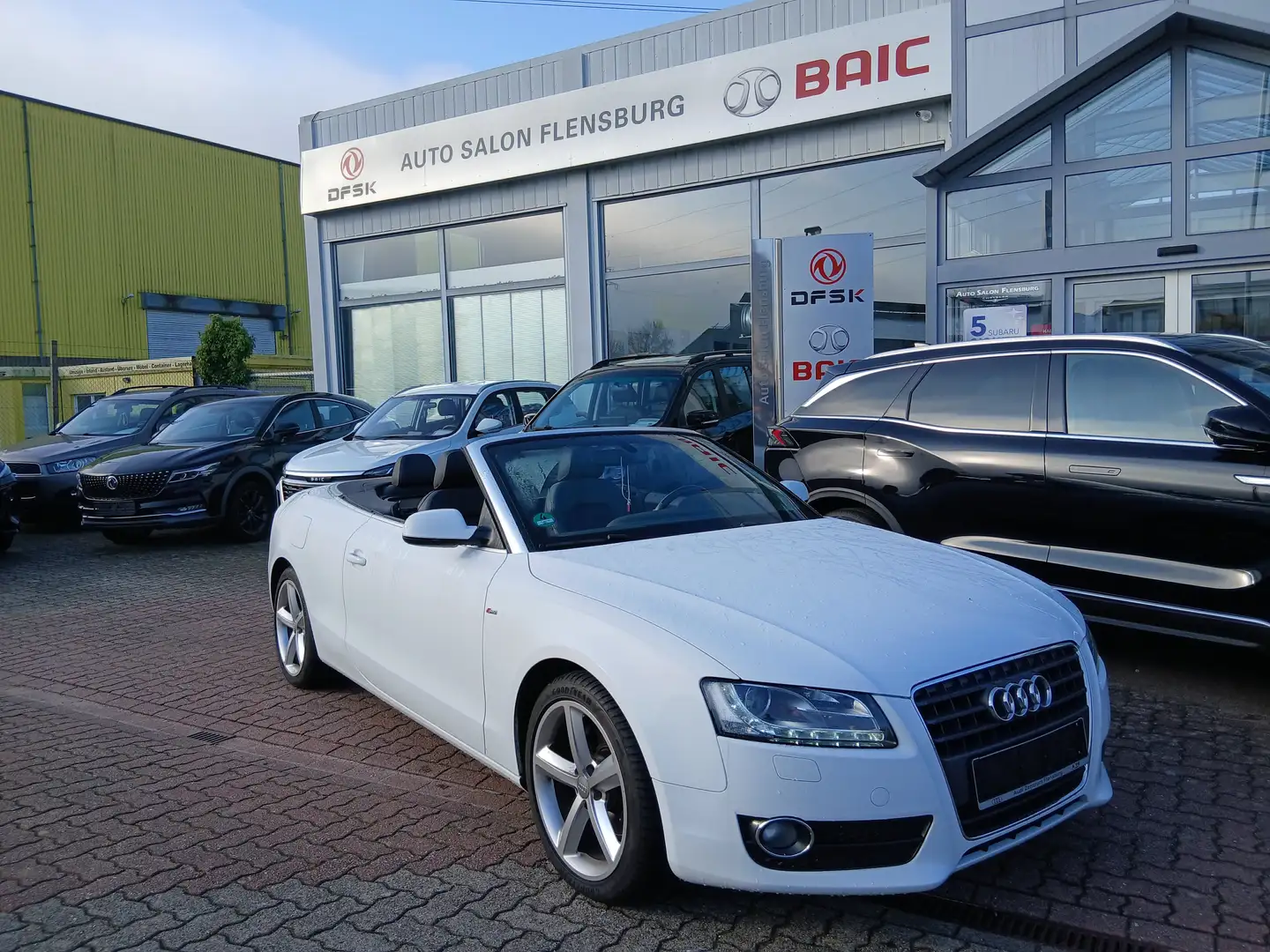 Audi A5 1.8 TFSI* s-line*Automatik*Leder*Scheckheft gepf. Weiß - 1
