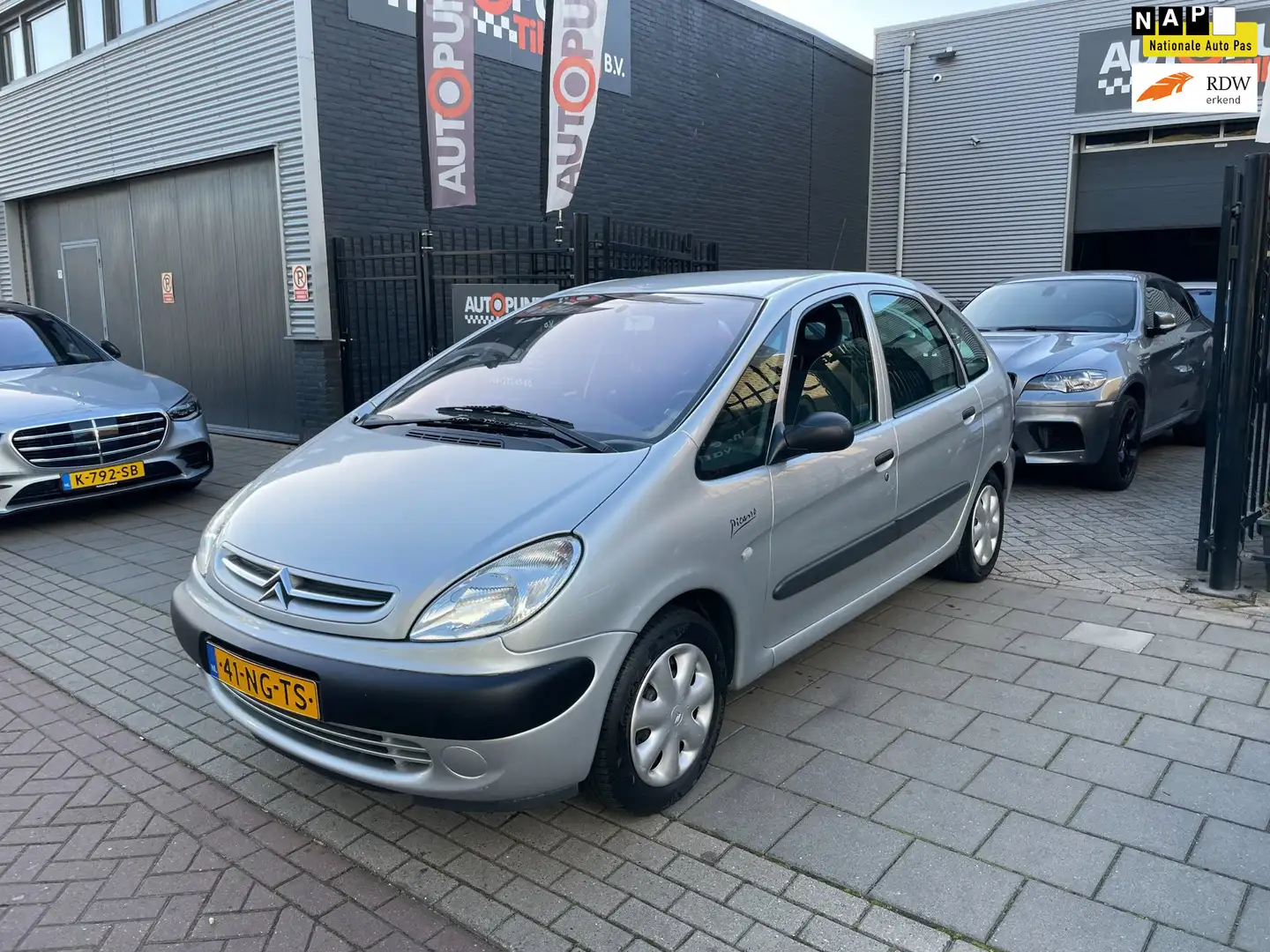 Citroen Xsara Picasso 1.8i-16V Différence 1e Eigenaar! Trekhaak Airco NA Gris - 1
