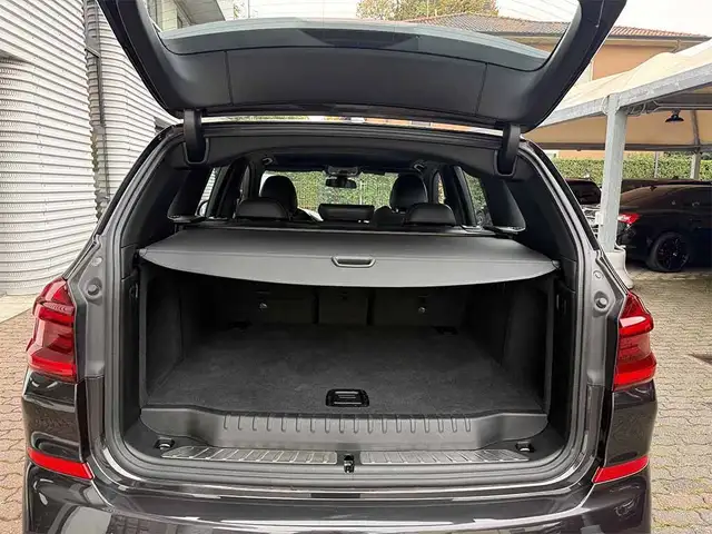 BMW X3 view 28