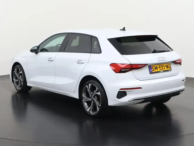 Audi A3 view 6