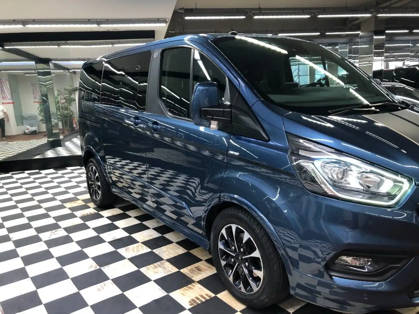 Ford Tourneo Custom 310 2.0 TDCi 170CV aut. PC Sport Blu/Azzurro - 2