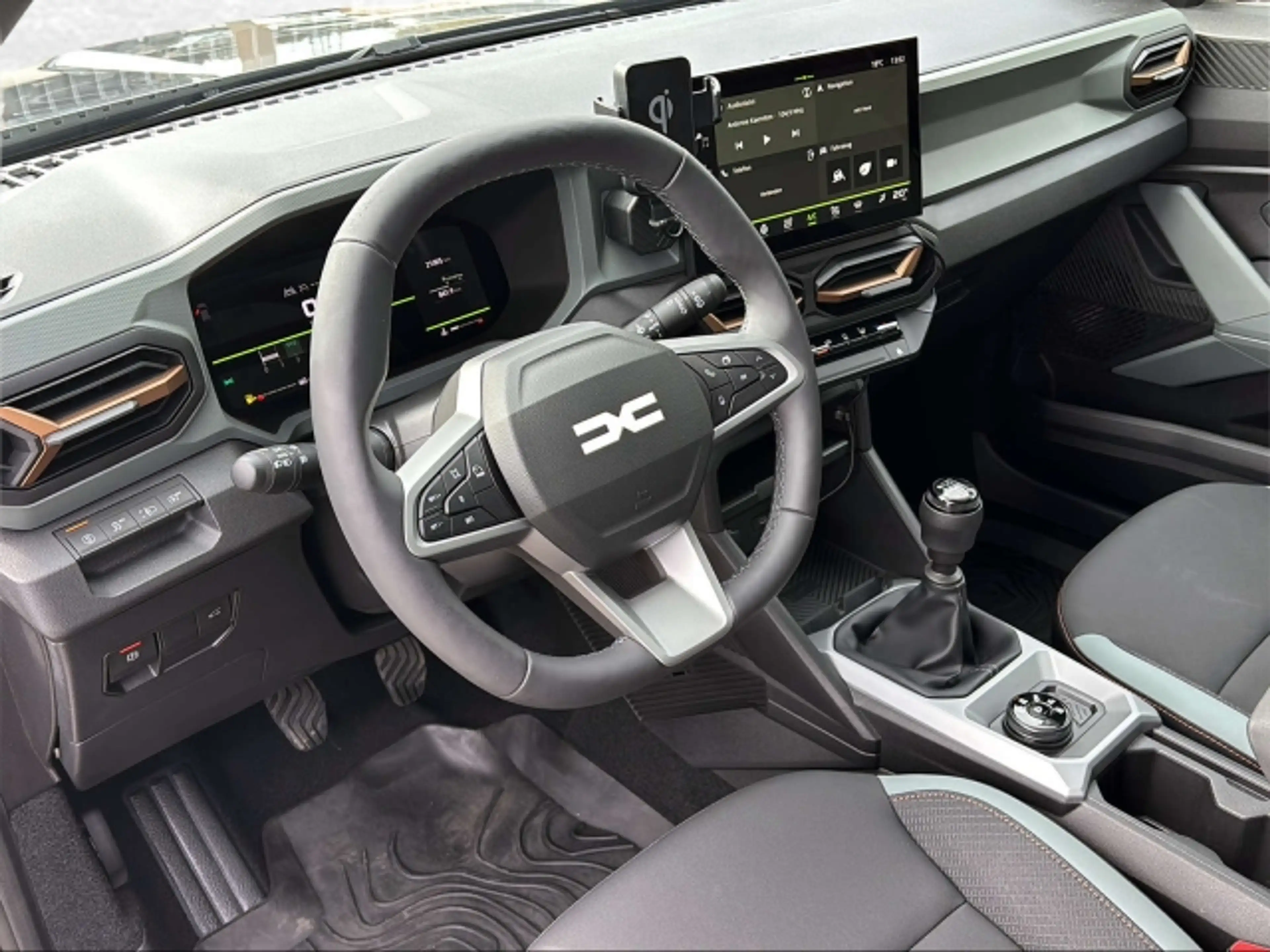 Dacia Bigster Extreme Mild Hybrid 130 4x4 — photo 9