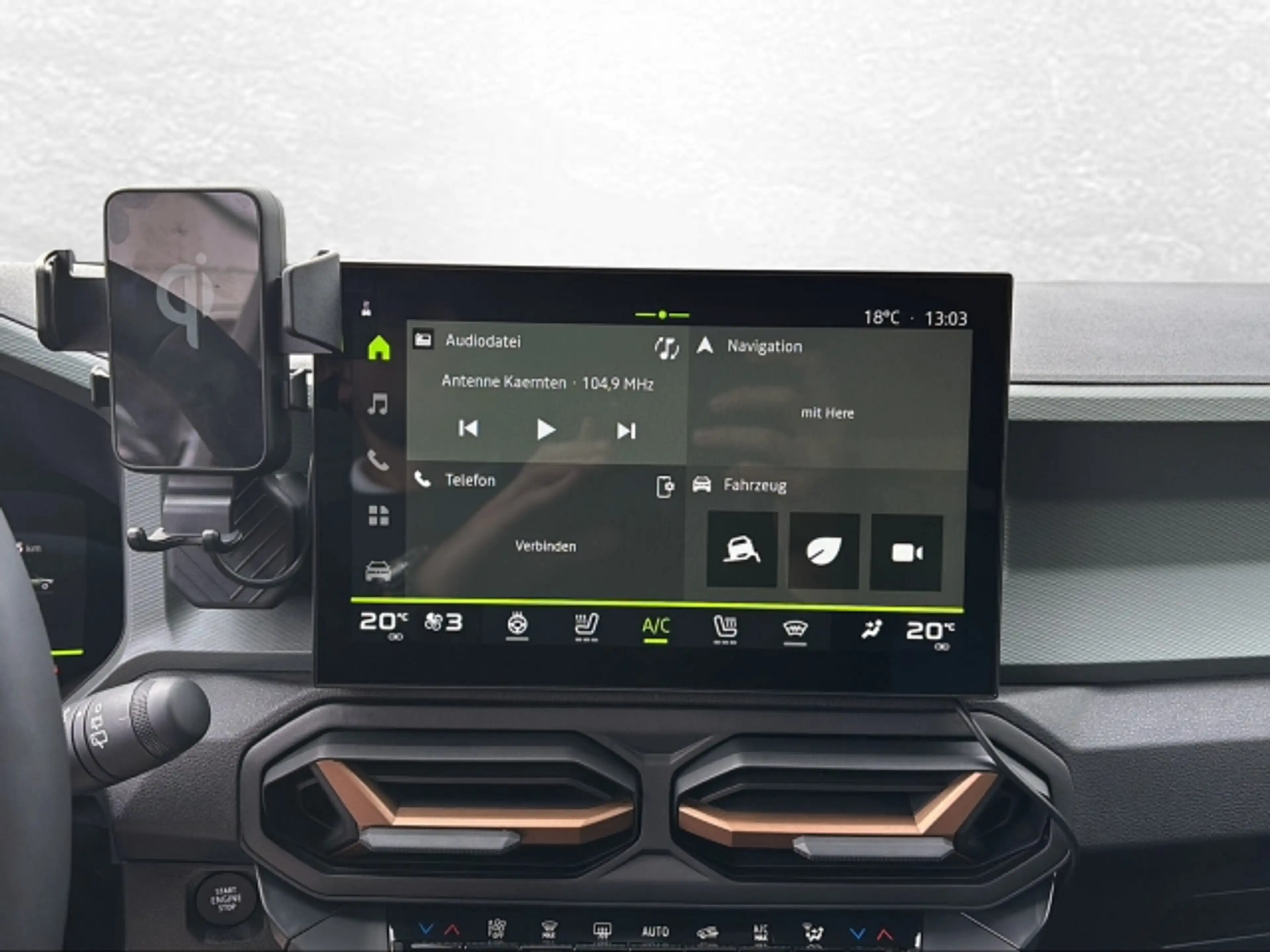 Dacia Bigster Extreme Mild Hybrid 130 4x4 — photo 13