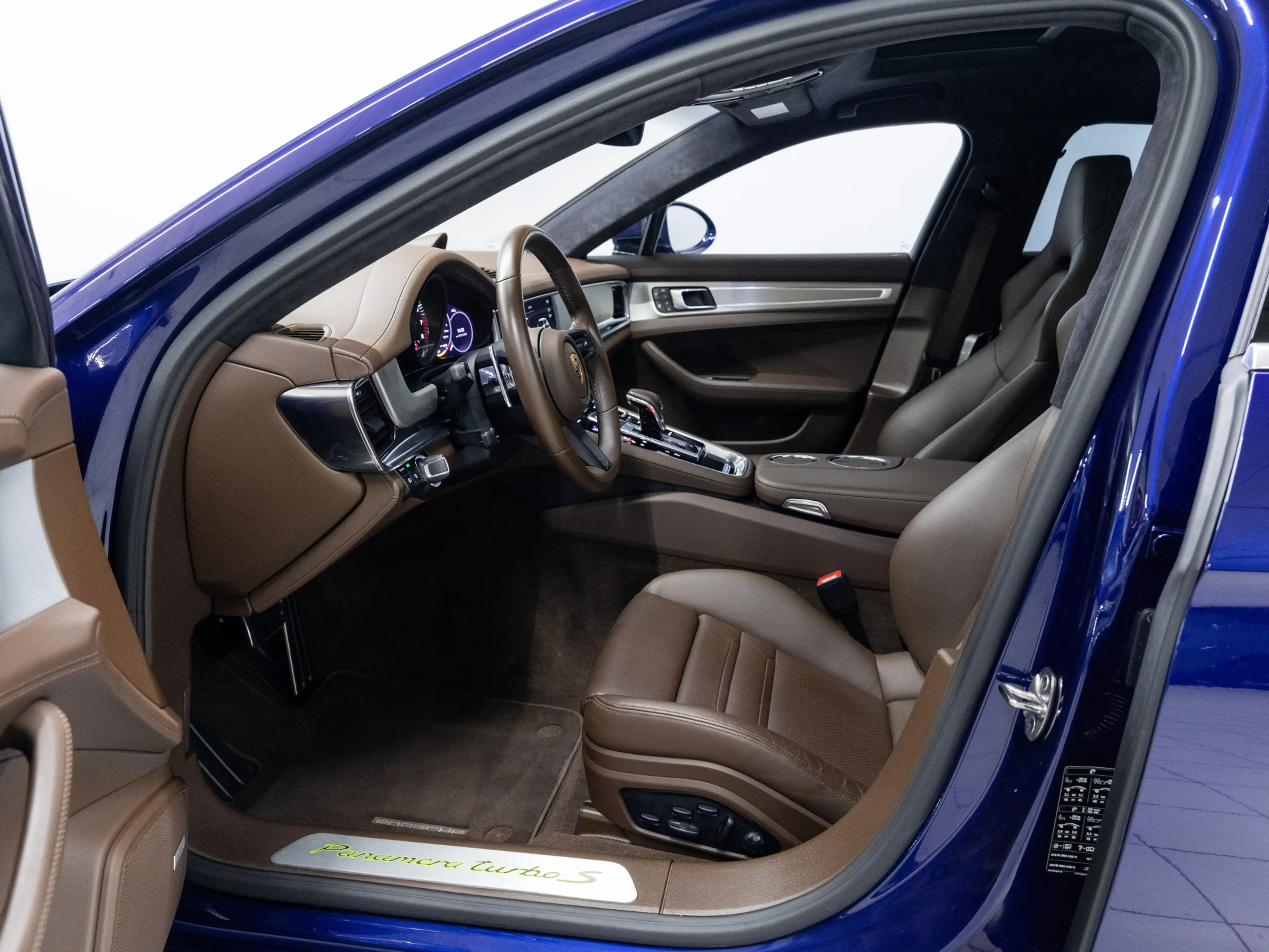 Porsche Panamera Turbo S E-Hybrid Sport Turismo — photo 7