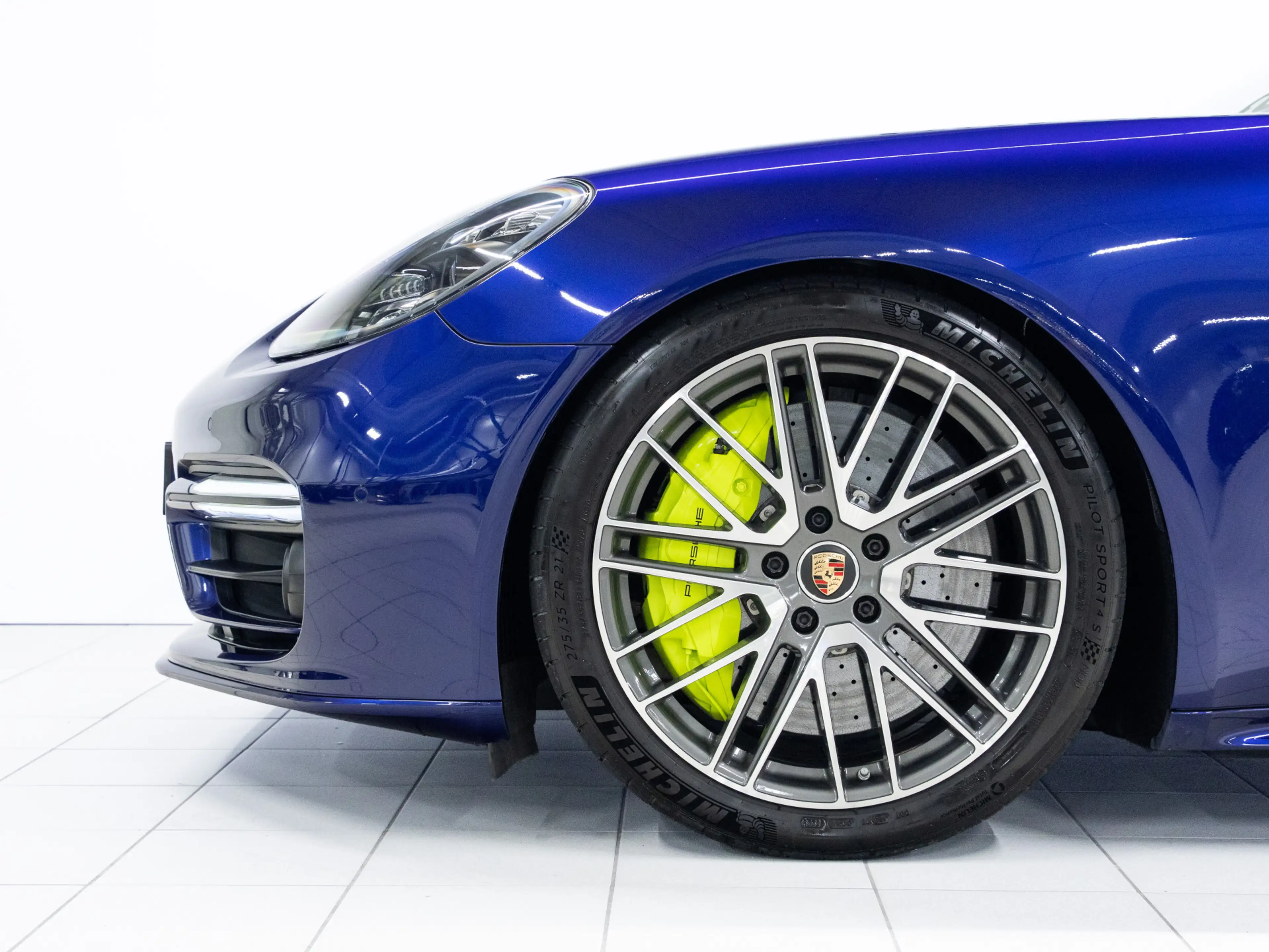 Porsche Panamera Turbo S E-Hybrid Sport Turismo — photo 6