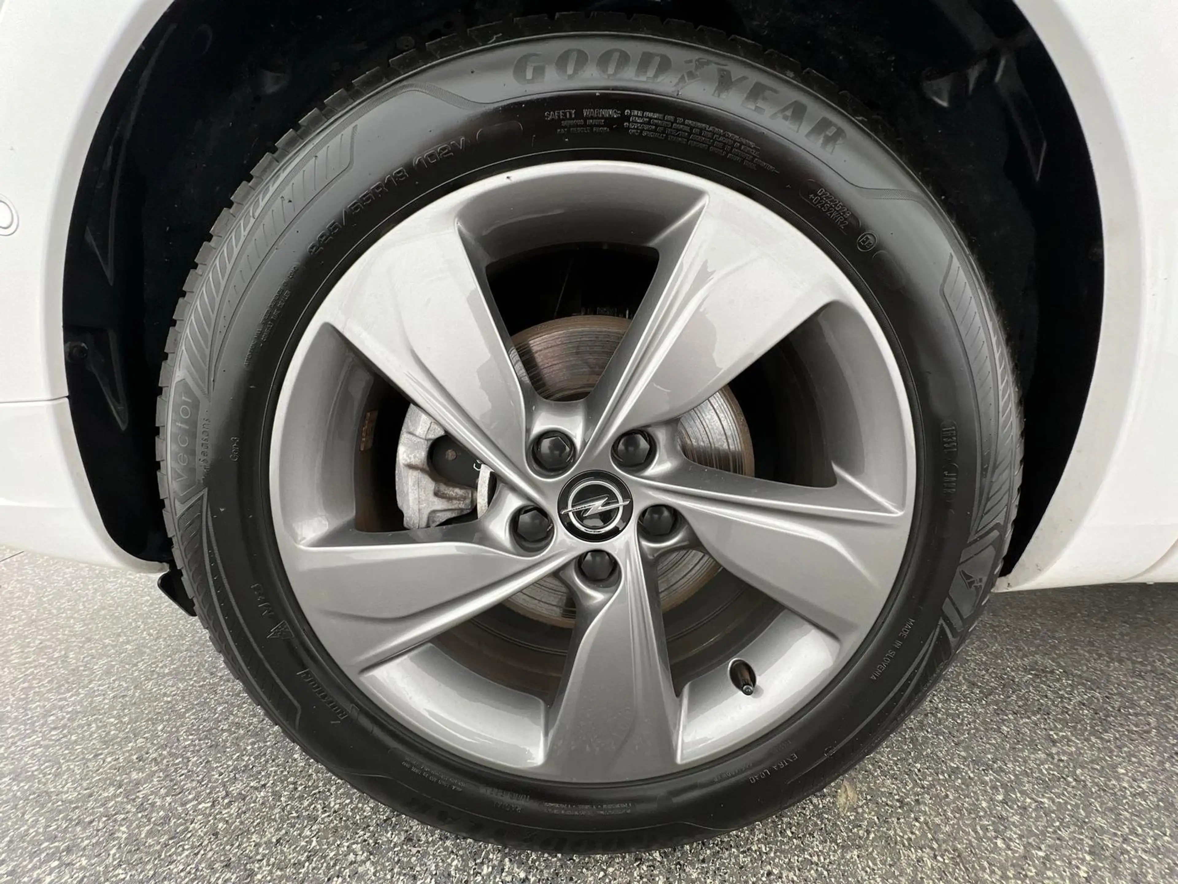 Opel Grandland Enjoy 1.2*PDC*Klima*Tempomat*uvm — photo 6