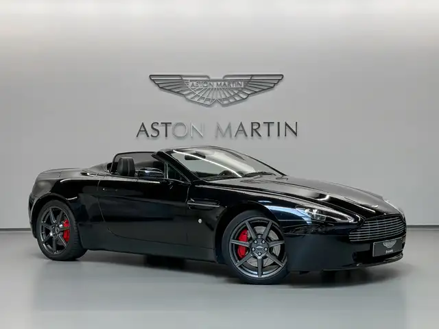 Aston Martin Vantage V8 Roadster | Aston Martin Brussels