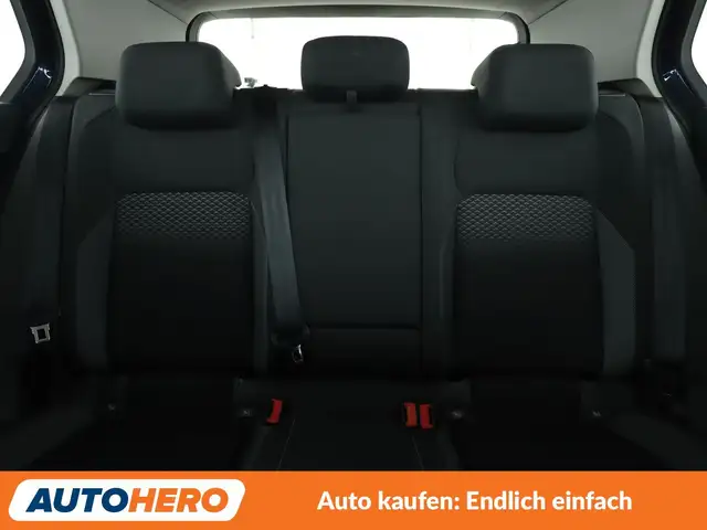 Volkswagen Golf view 15