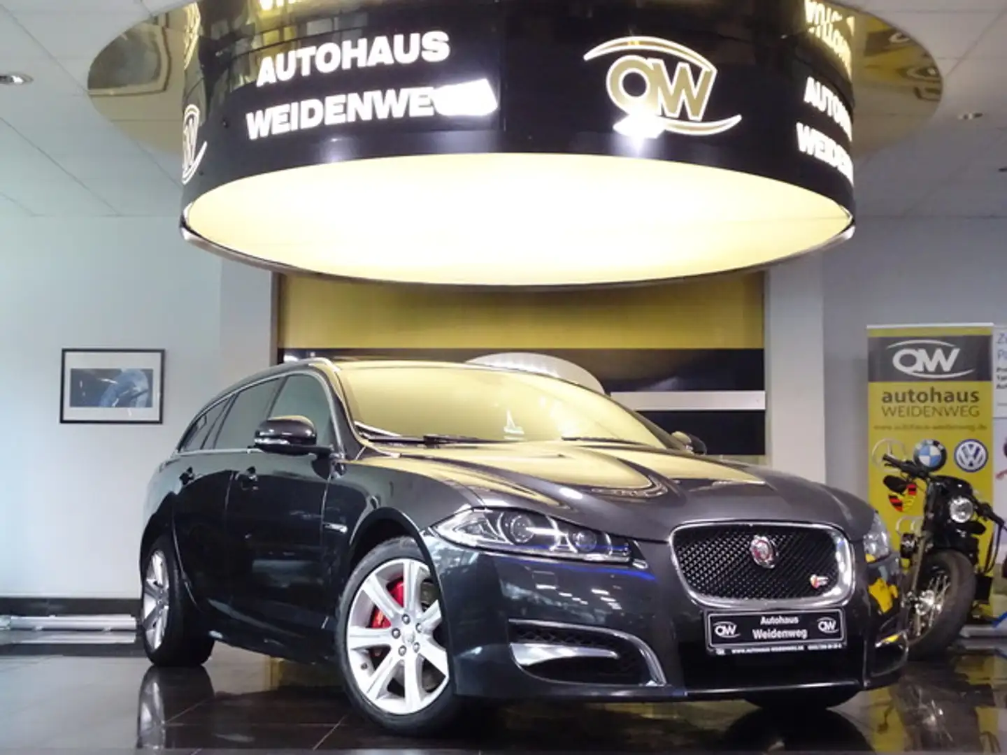 Jaguar XF 3.0d S Sportbrake SSD Leder Navi Cam PDC Meri Gris - 2