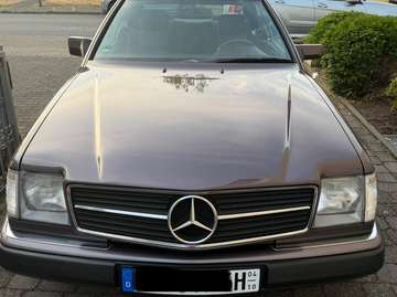 Mit SEC Motorhaube