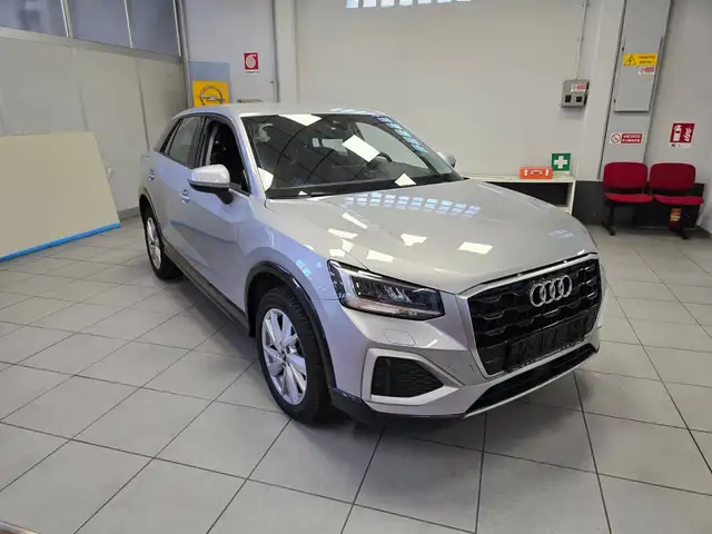 Audi Q2 35 1.5 tfsi Business Advanced s-tronic