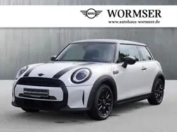 Mini Cooper Hatch SHZ+Fernl.Ass+Klimaaut.+LED+Ambi+BT