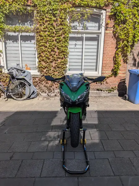 Kawasaki Ninja 650 - foto 2