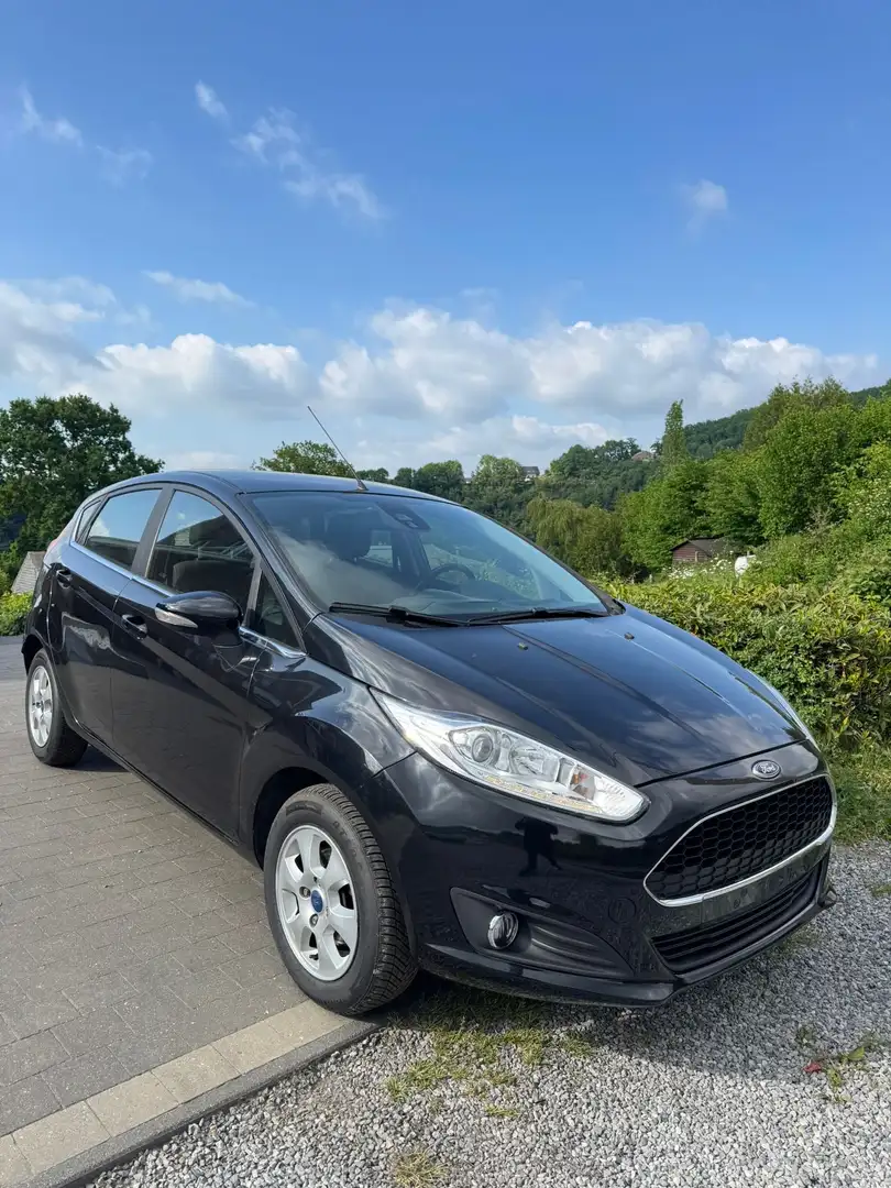 Ford Fiesta 1.5 TDCi Titanium/filtre à particule neuf/ - 1
