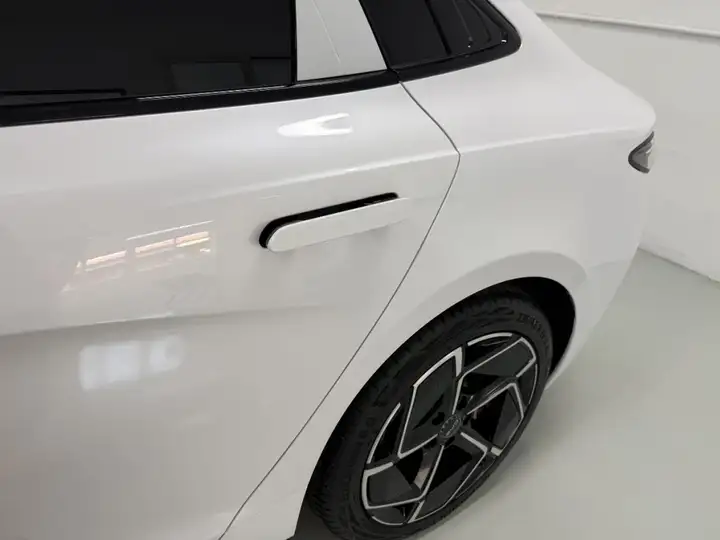 BYD Seal Design RWD 2026, foto 13