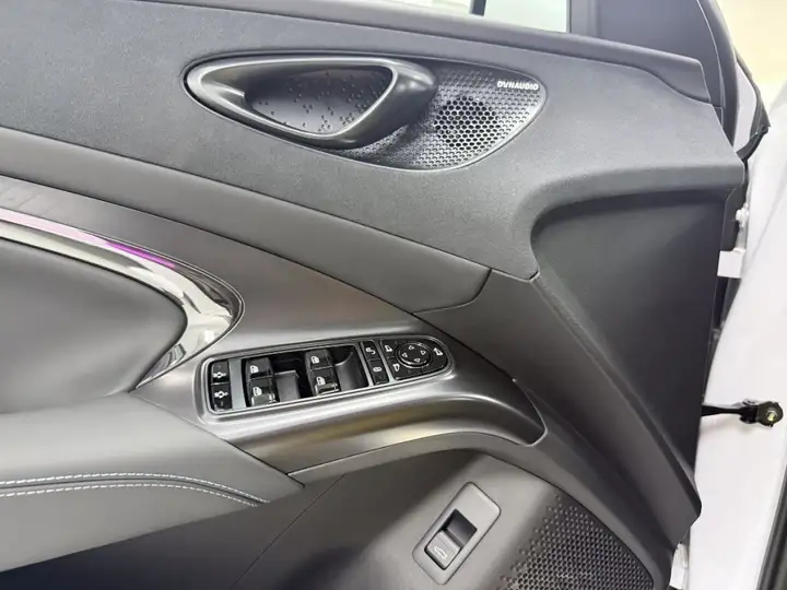 BYD Seal Design RWD 2026, foto 16