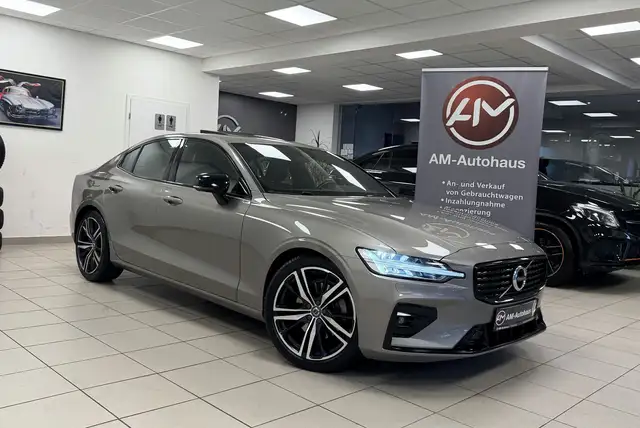 Volvo S60 B4 *R Design*PanSD*ACC*Kamera*H&K*LED*Memory