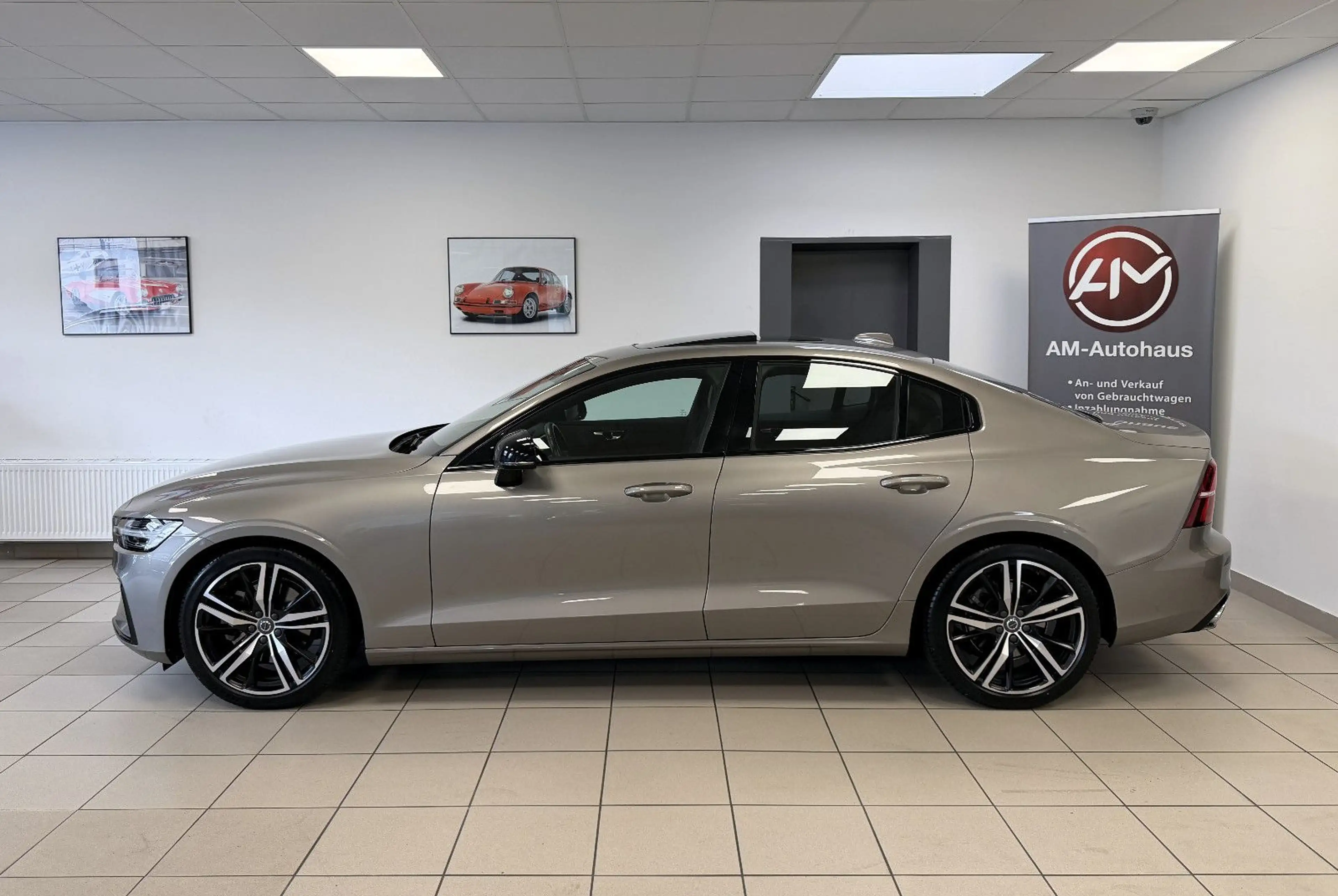 Volvo S60 B4 *R Design*PanSD*ACC*Kamera*H&K*LED*Memory — photo 4