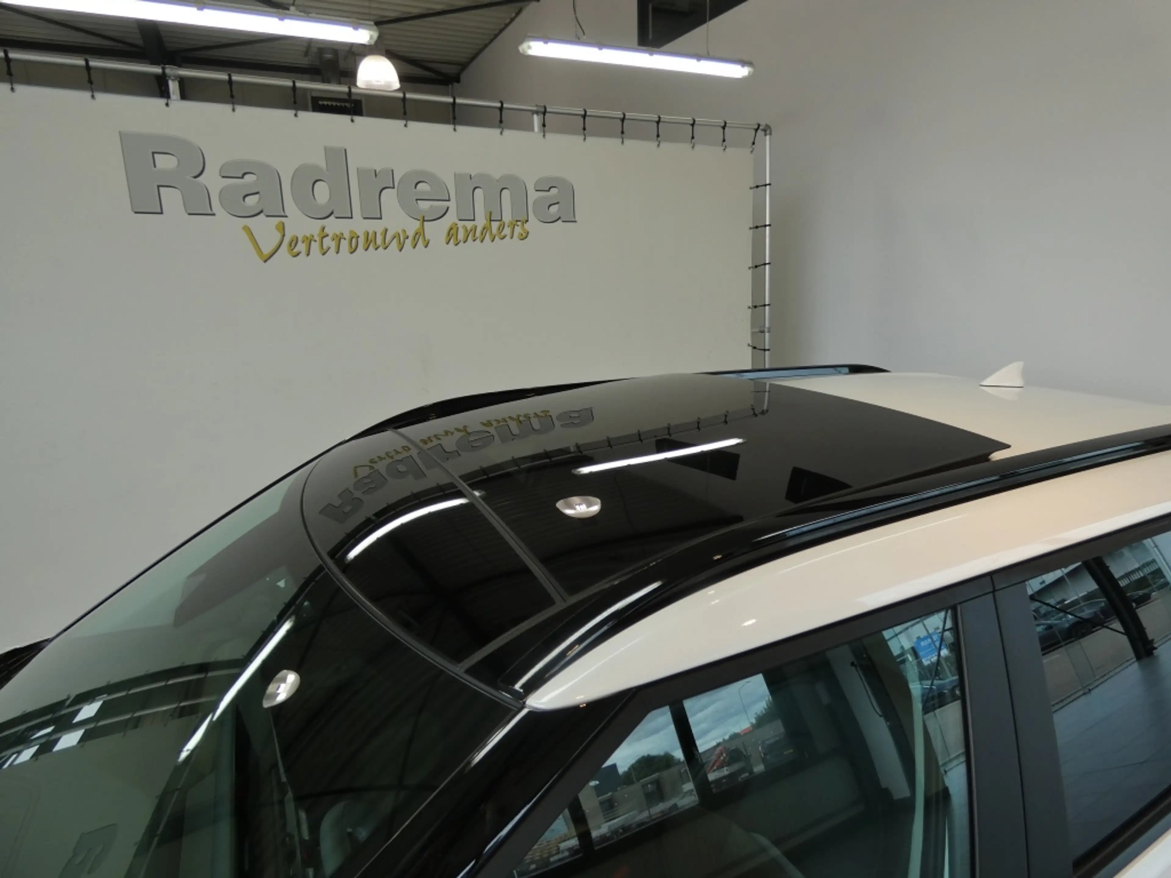 Kia EV3 Plus Adv. 58.3 kWh Sunroof harman kardon leder — photo 10