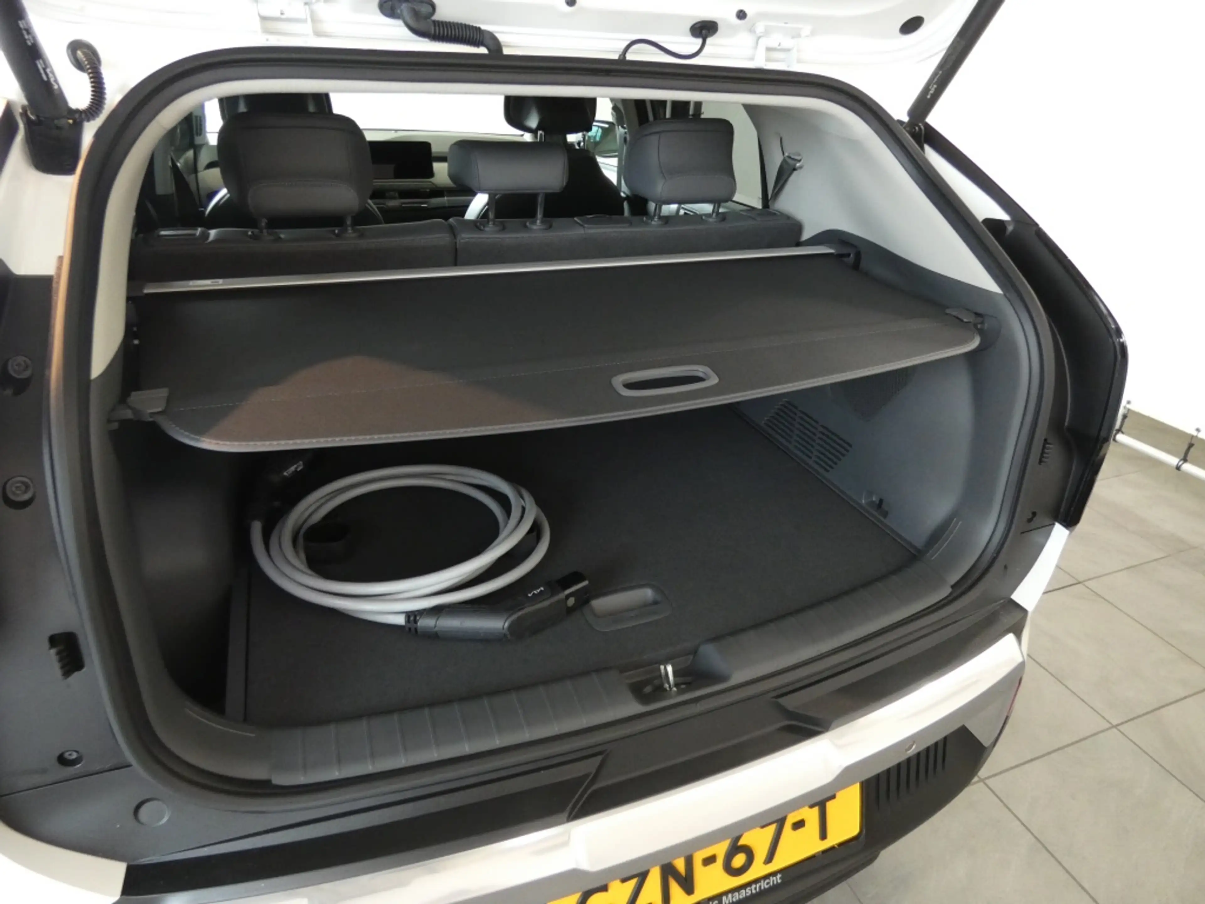 Kia EV3 Plus Adv. 58.3 kWh Sunroof harman kardon leder — photo 11