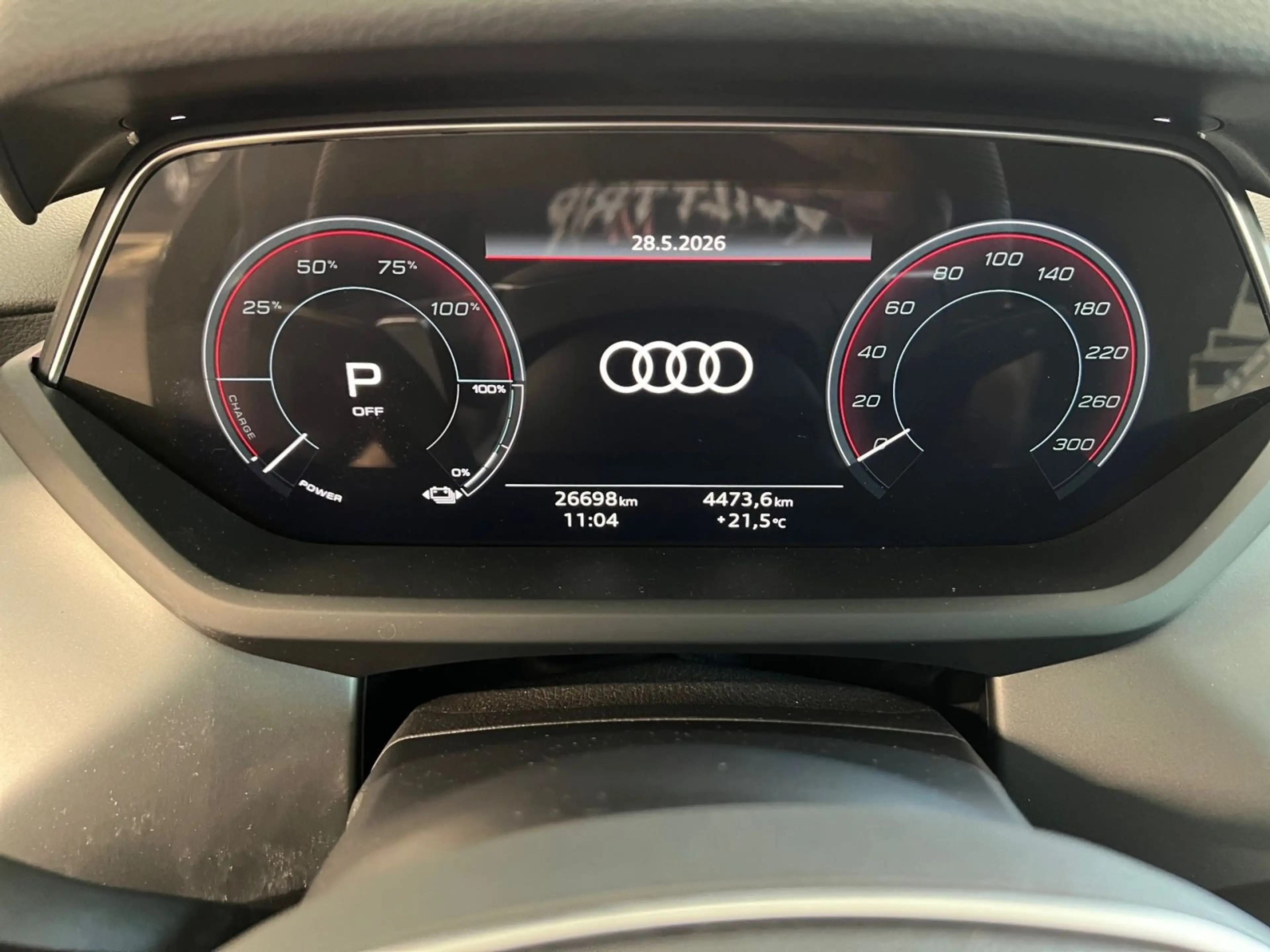 Audi e-tron GT Navi Pano HuD Matrix-LED PDC S — photo 8